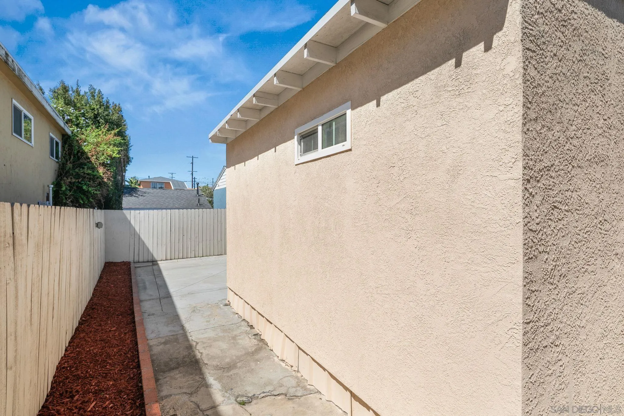 4863 Polk Ave.
