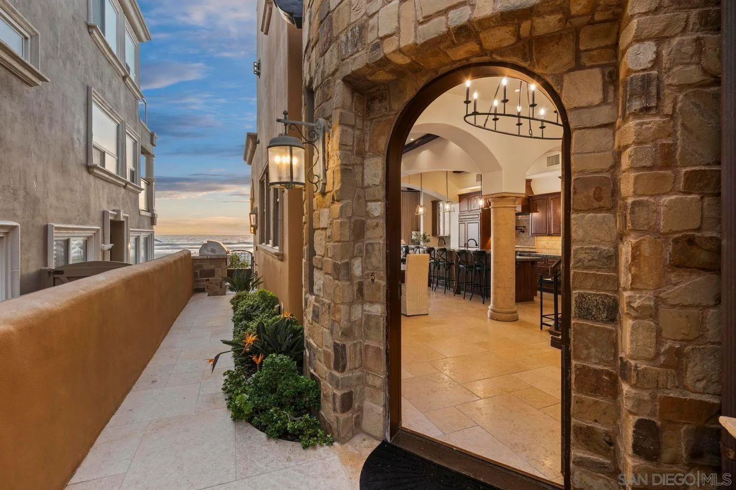 3409 Ocean Front Walk