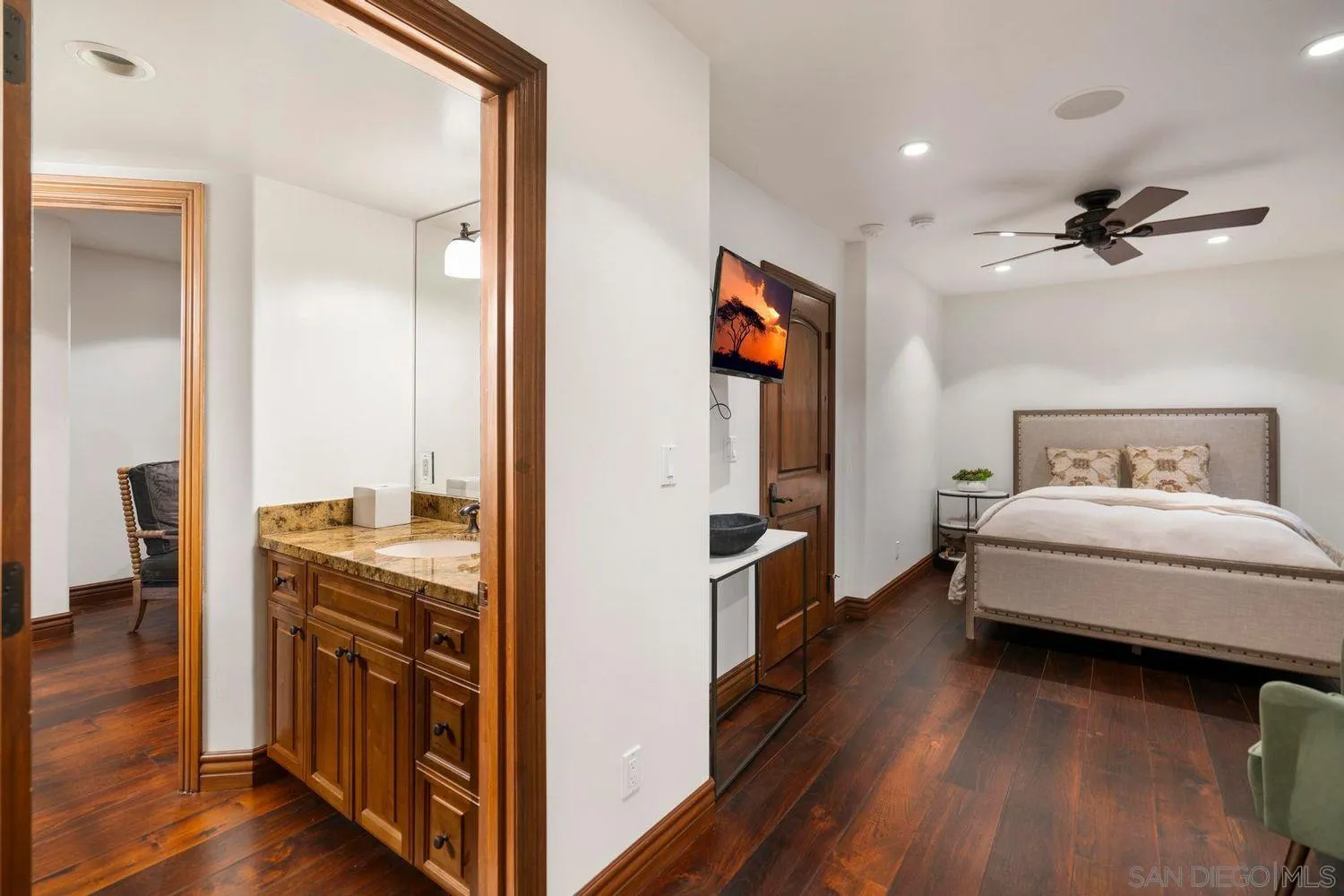 3409 Ocean Front Walk