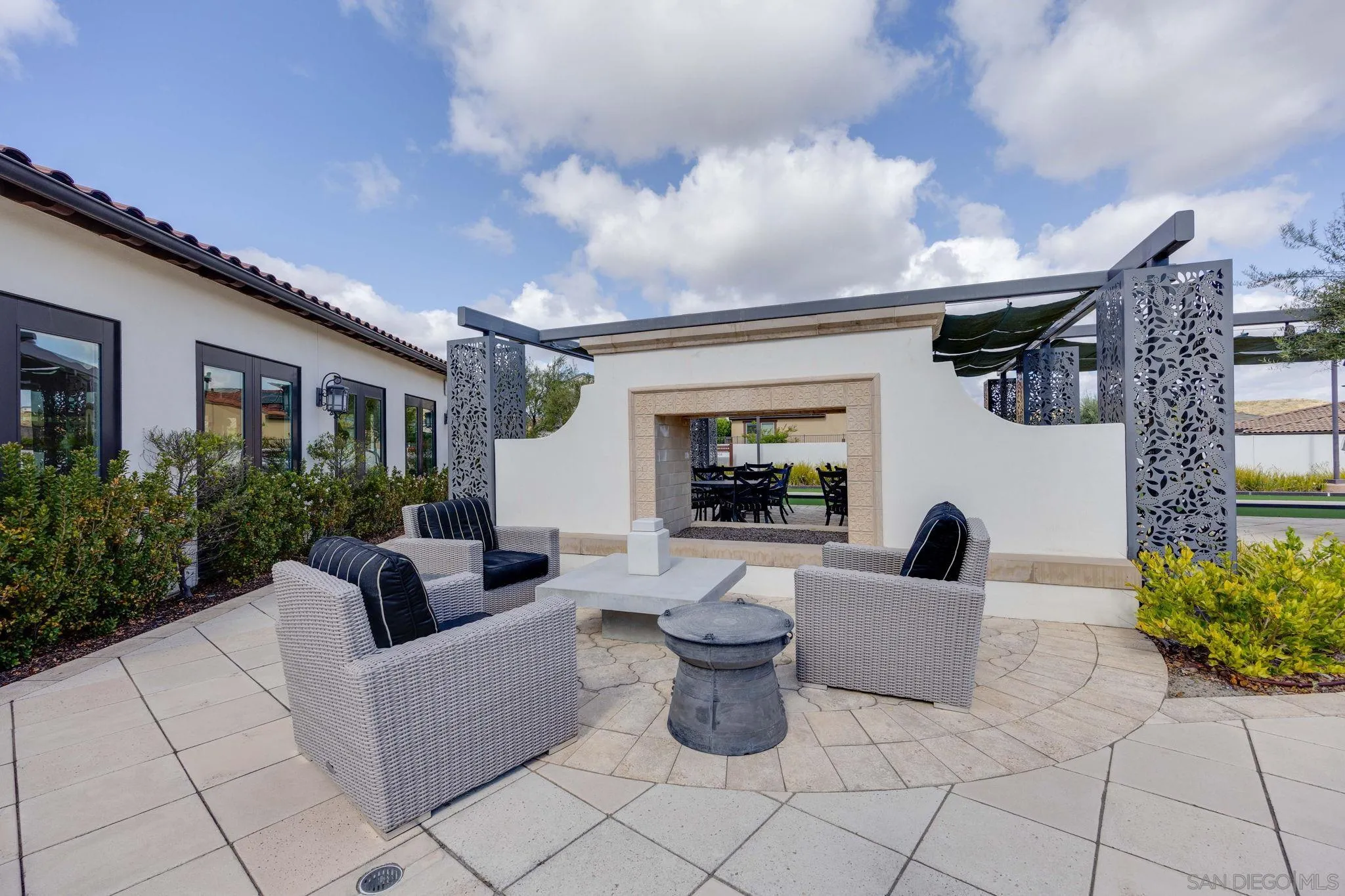 7957 Auberge Circle