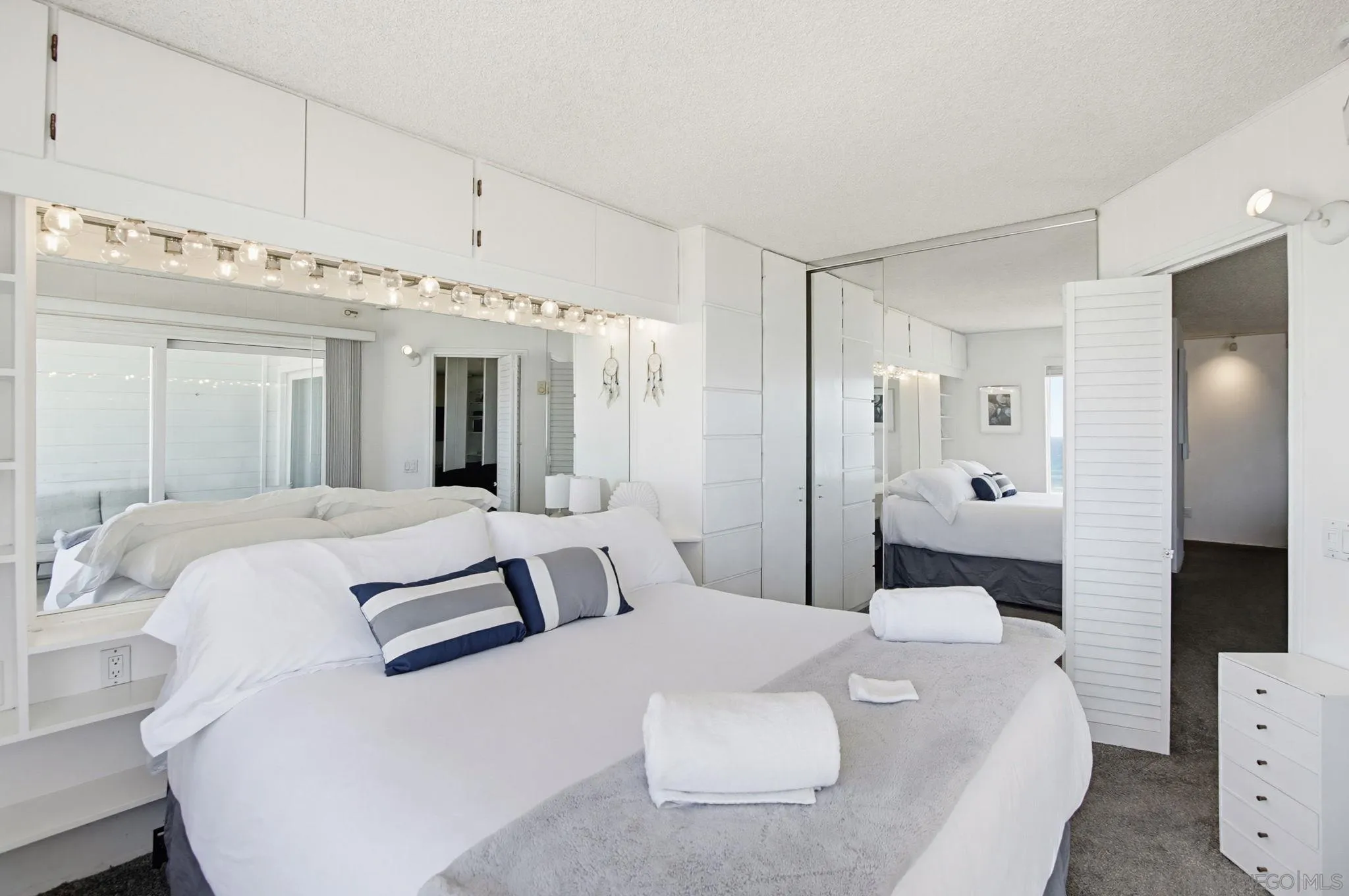 3755 Ocean Front Unit 15