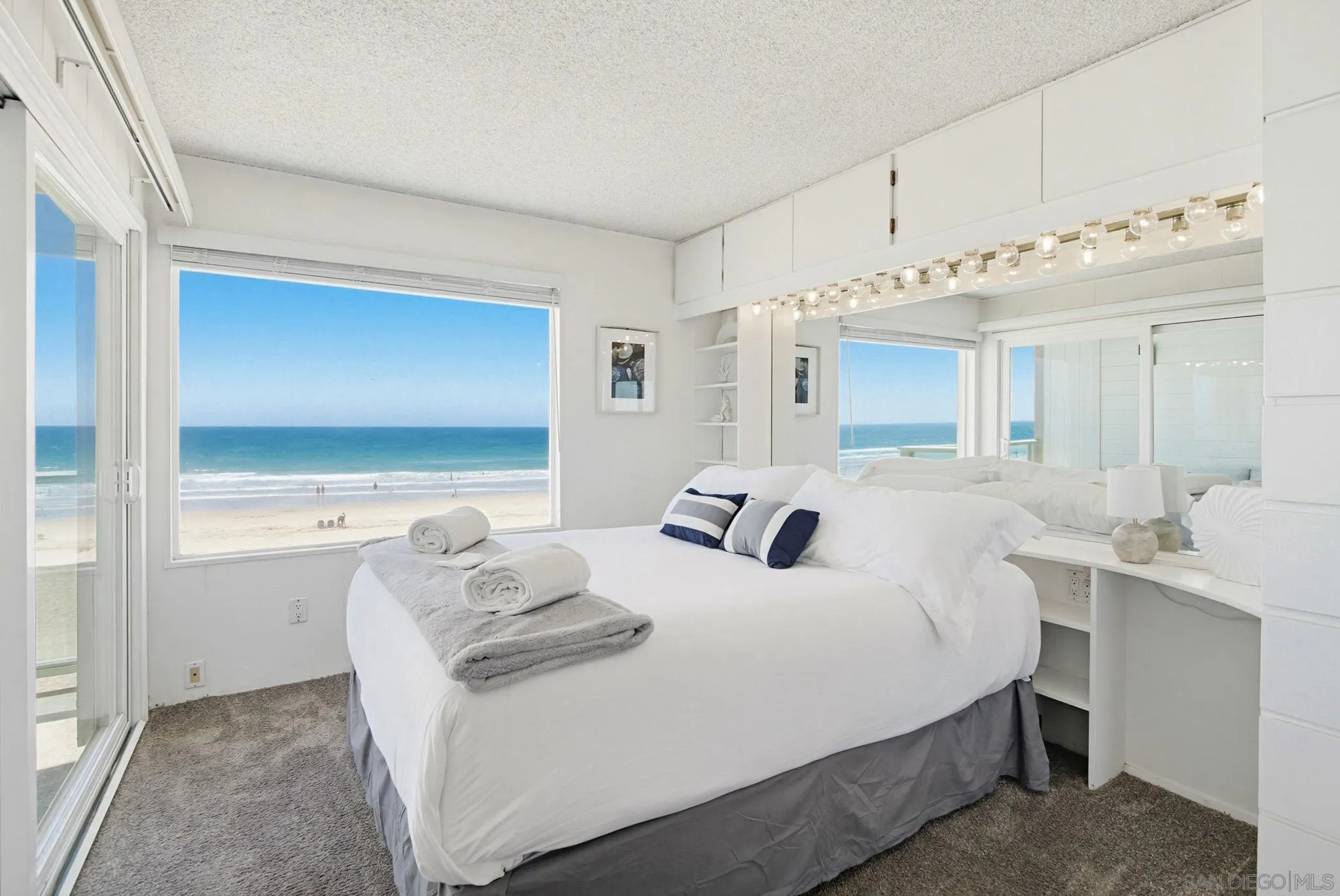 3755 Ocean Front Unit 15