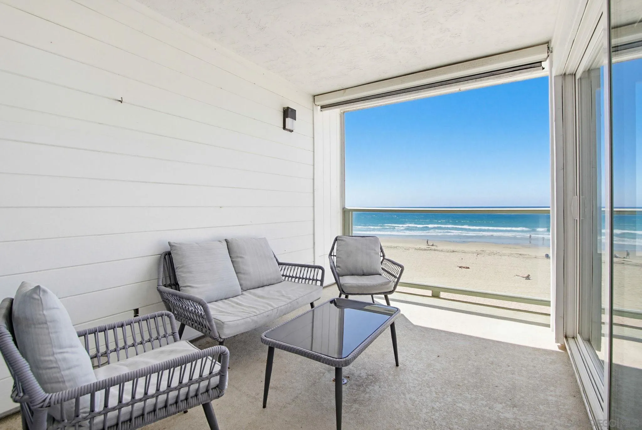 3755 Ocean Front Unit 15