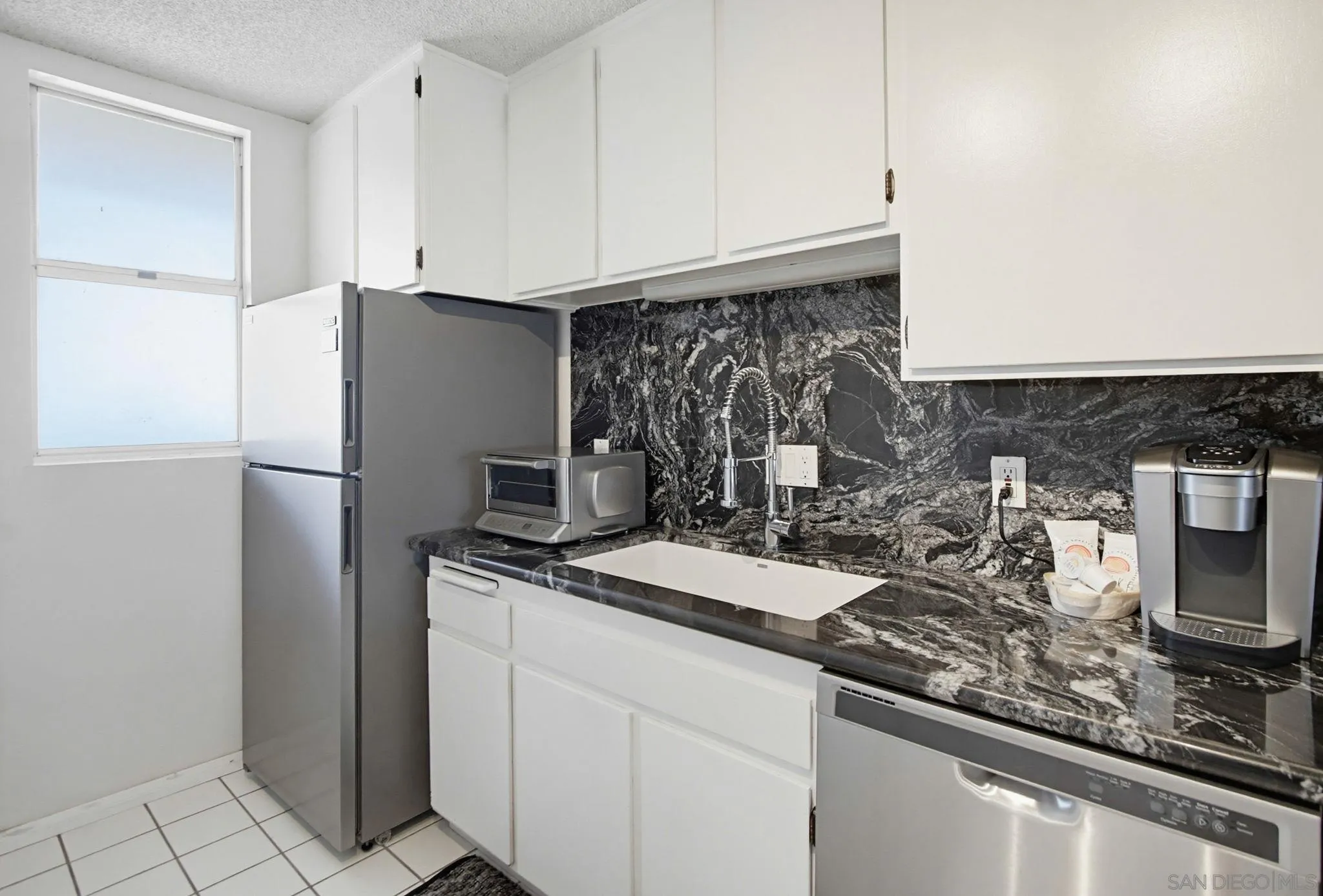 3755 Ocean Front Unit 15