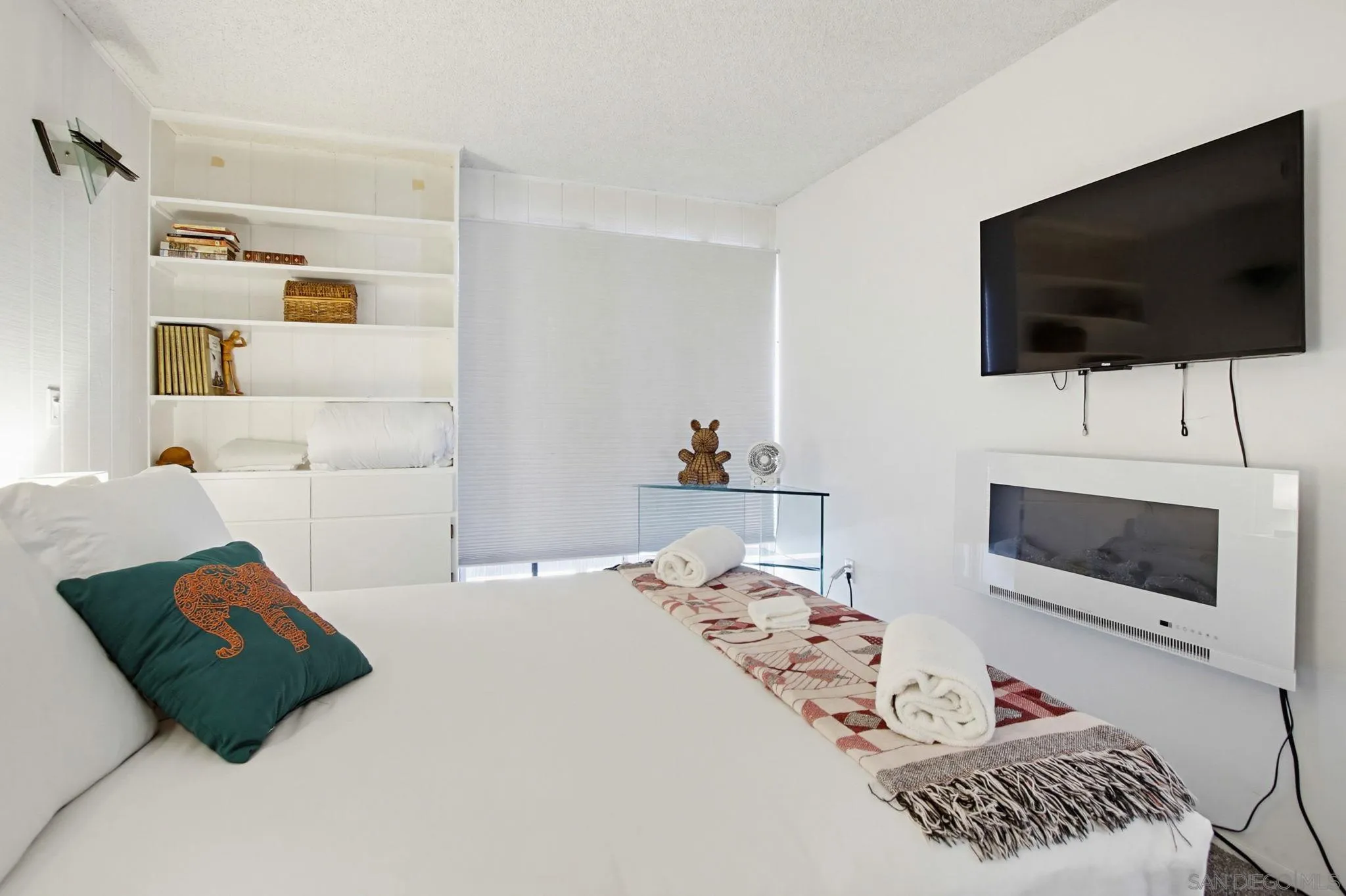 3755 Ocean Front Unit 15