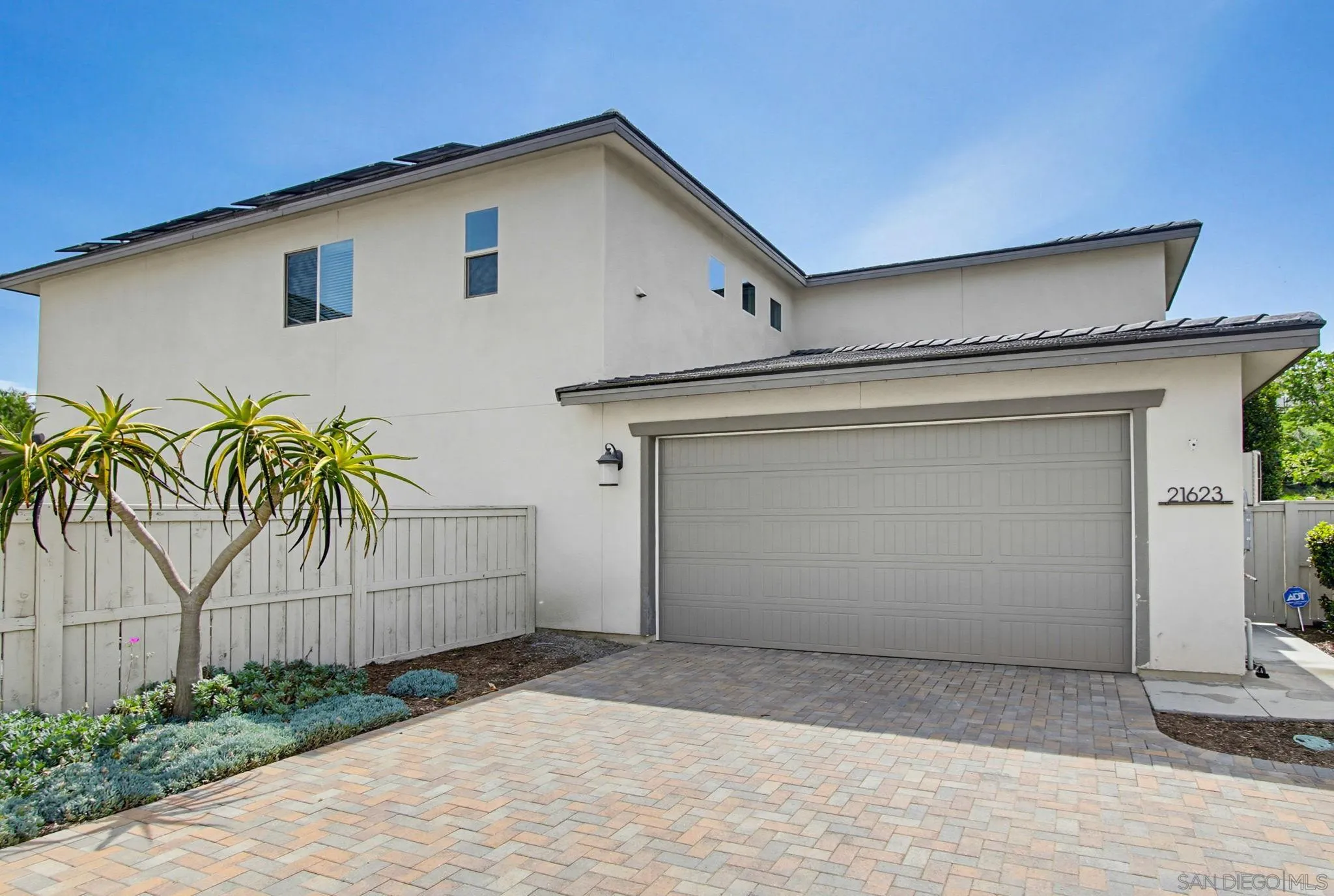 21623 Deer Grass
