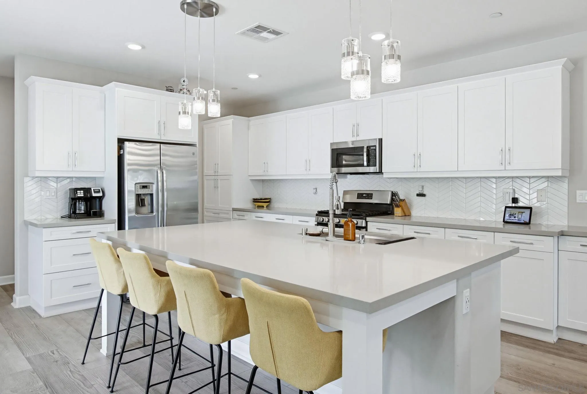 21623 Deer Grass