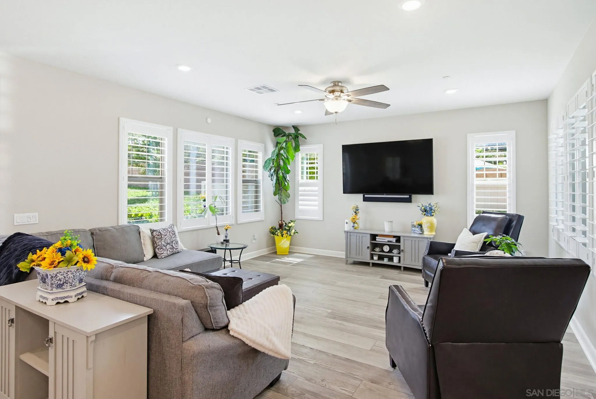 21623 Deer Grass