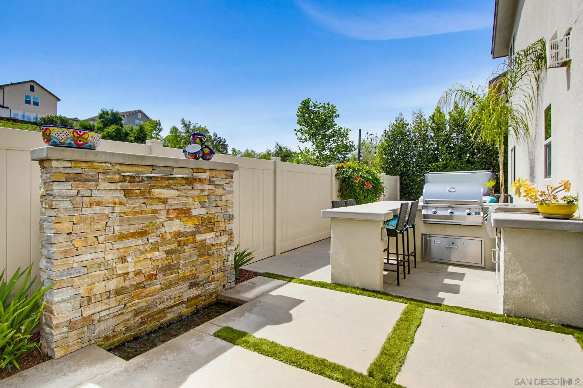 21623 Deer Grass