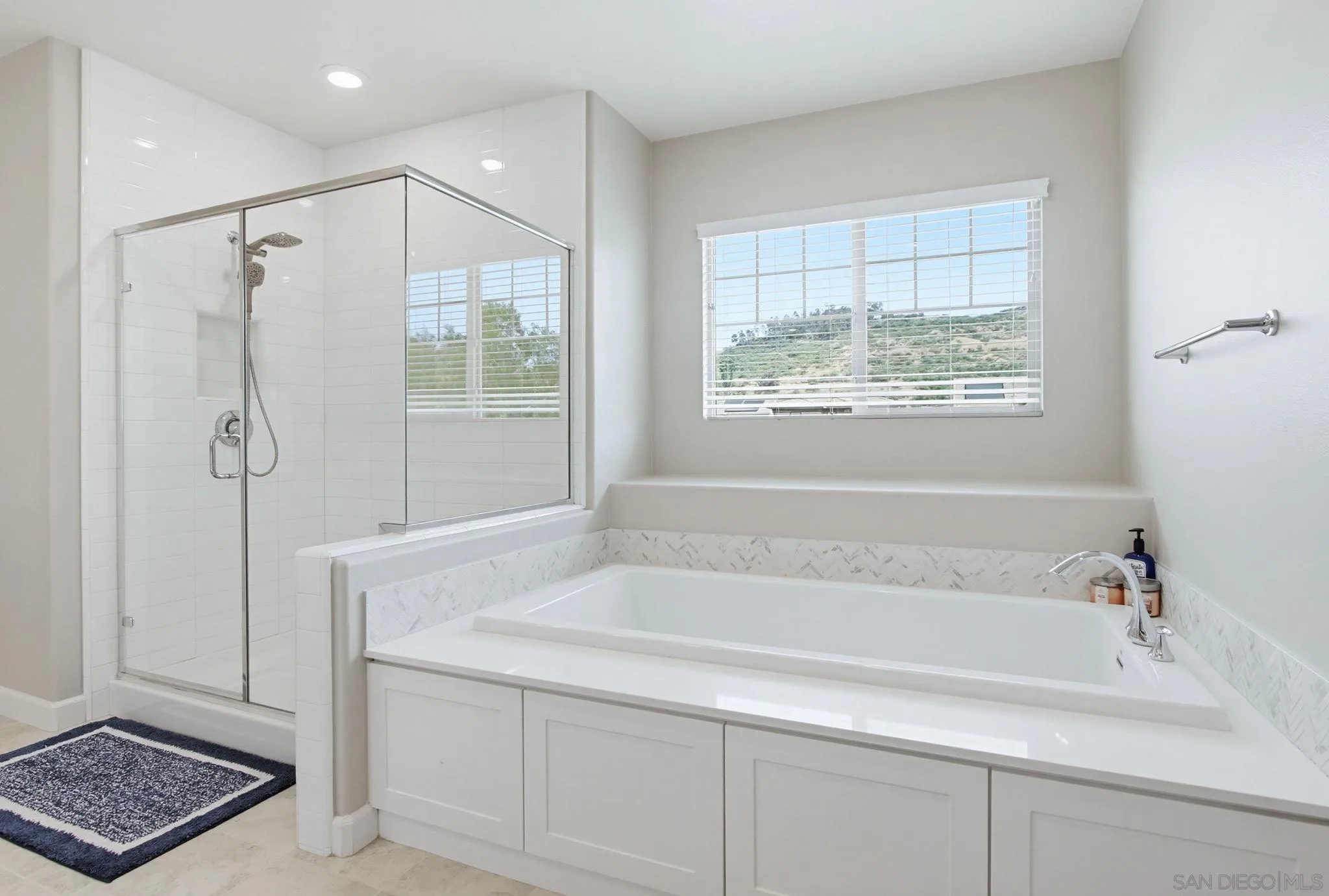 21623 Deer Grass