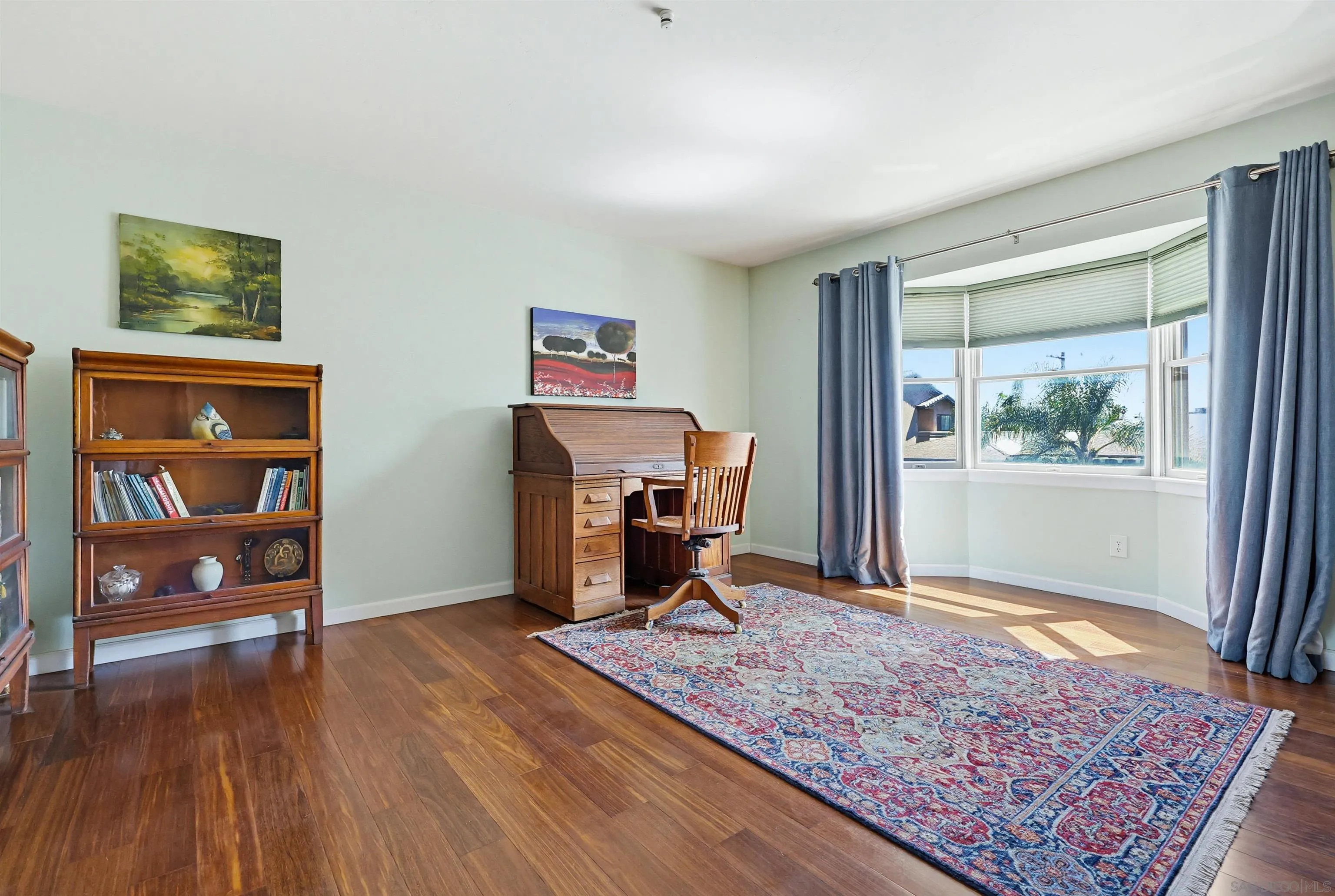 180 Date Ave