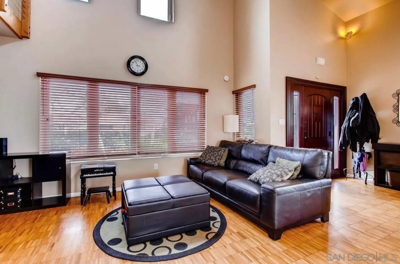 2143 Deerpark Dr