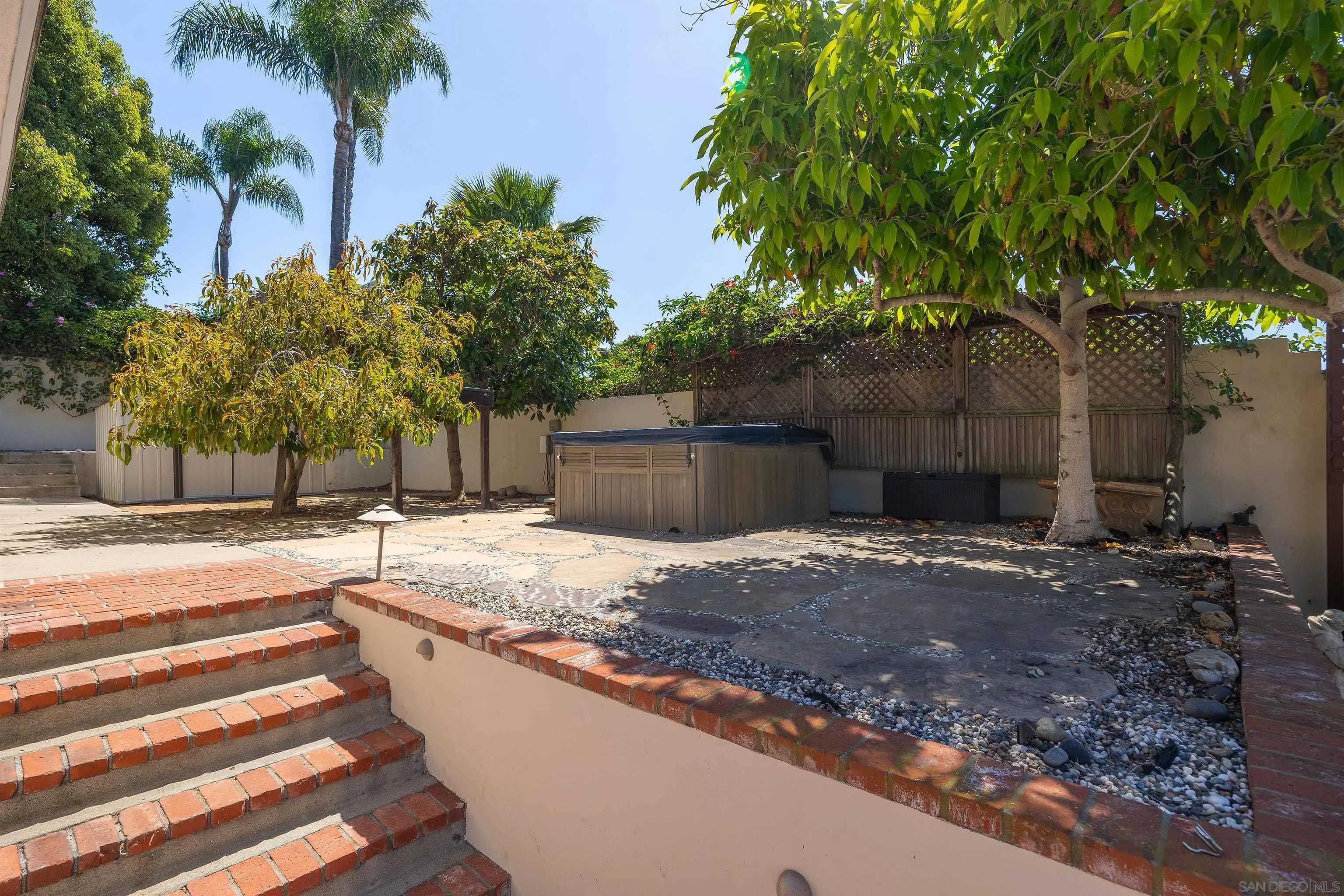 2143 Deerpark Dr