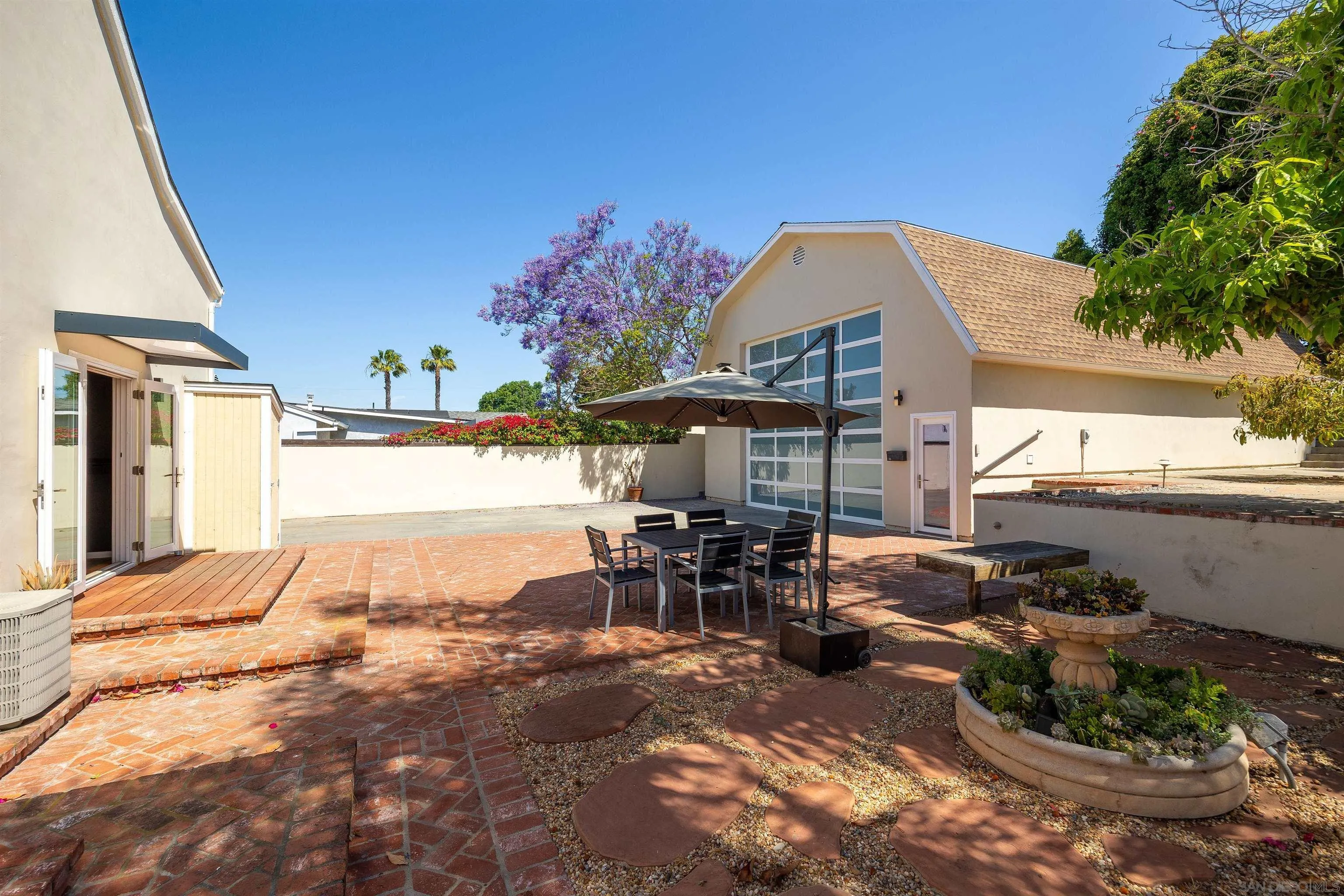 2143 Deerpark Dr