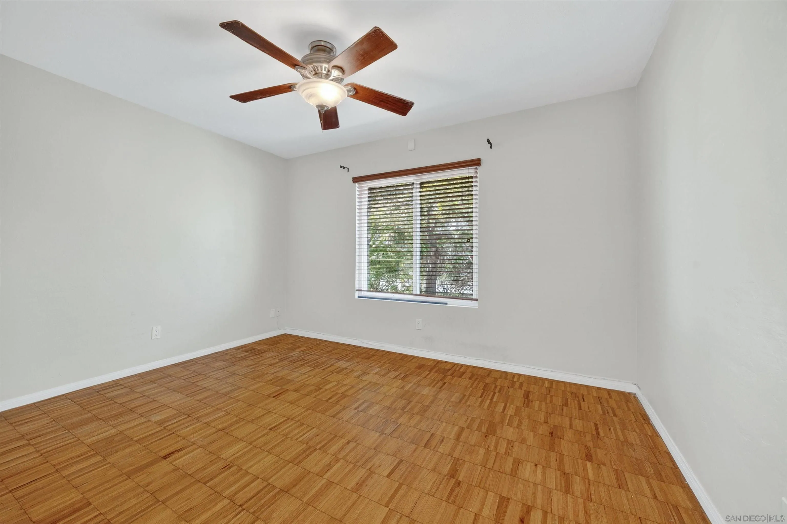 2143 Deerpark Dr