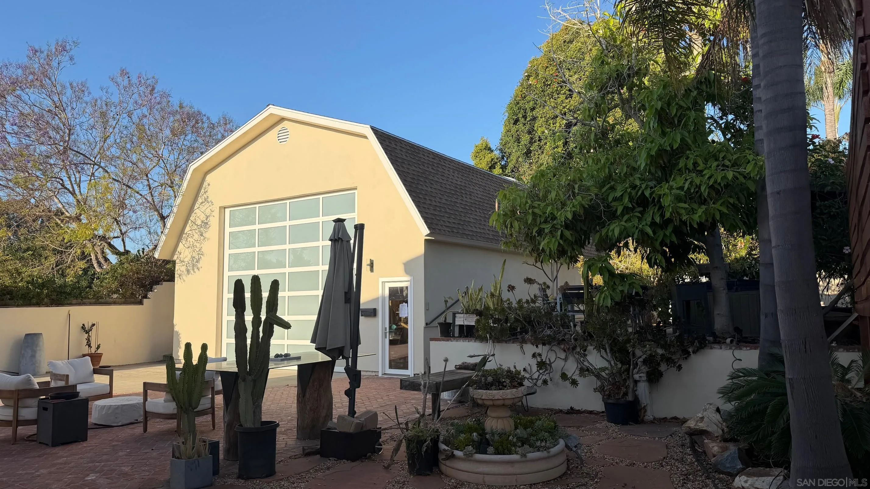 2143 Deerpark Dr