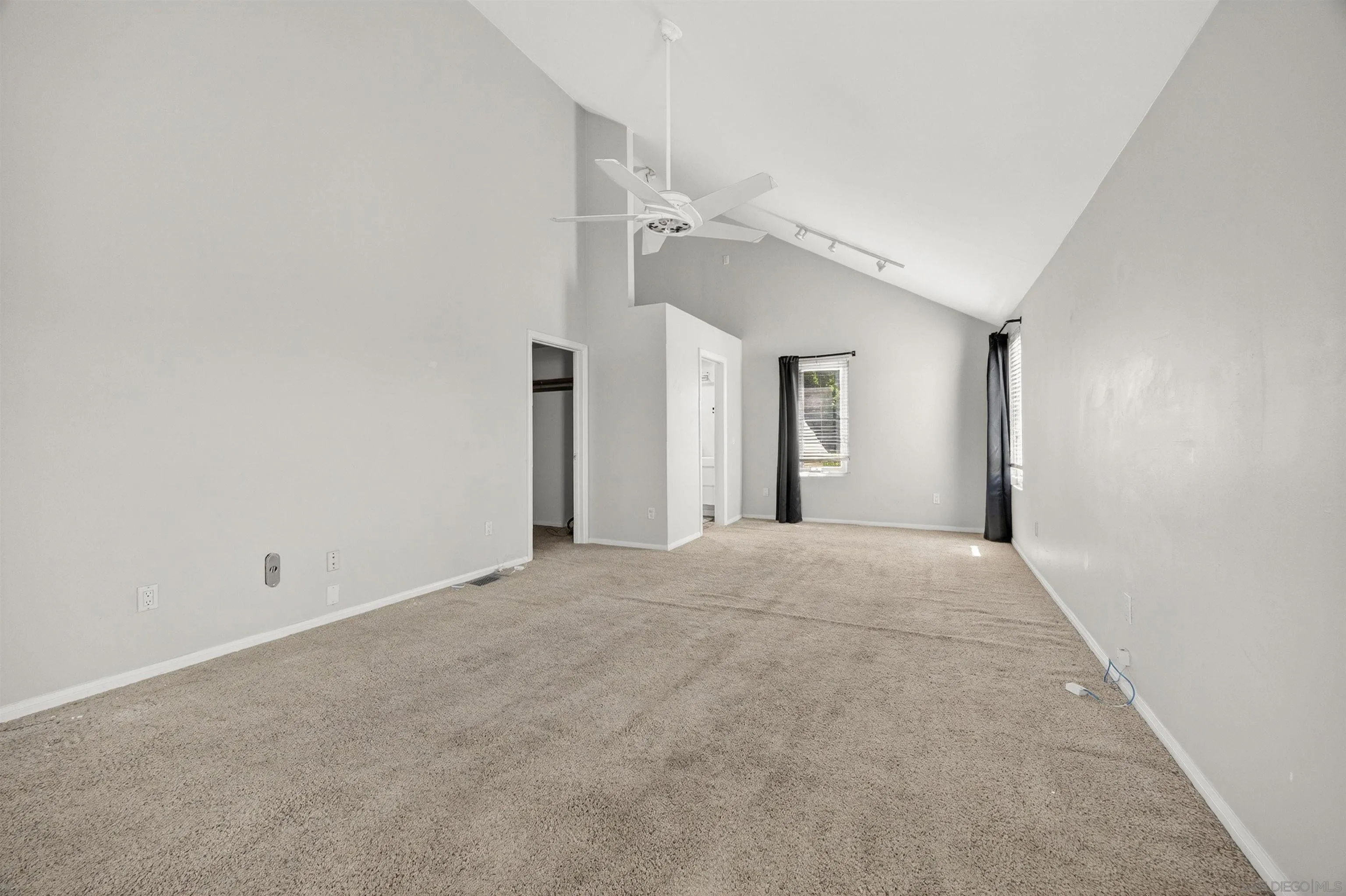 2143 Deerpark Dr