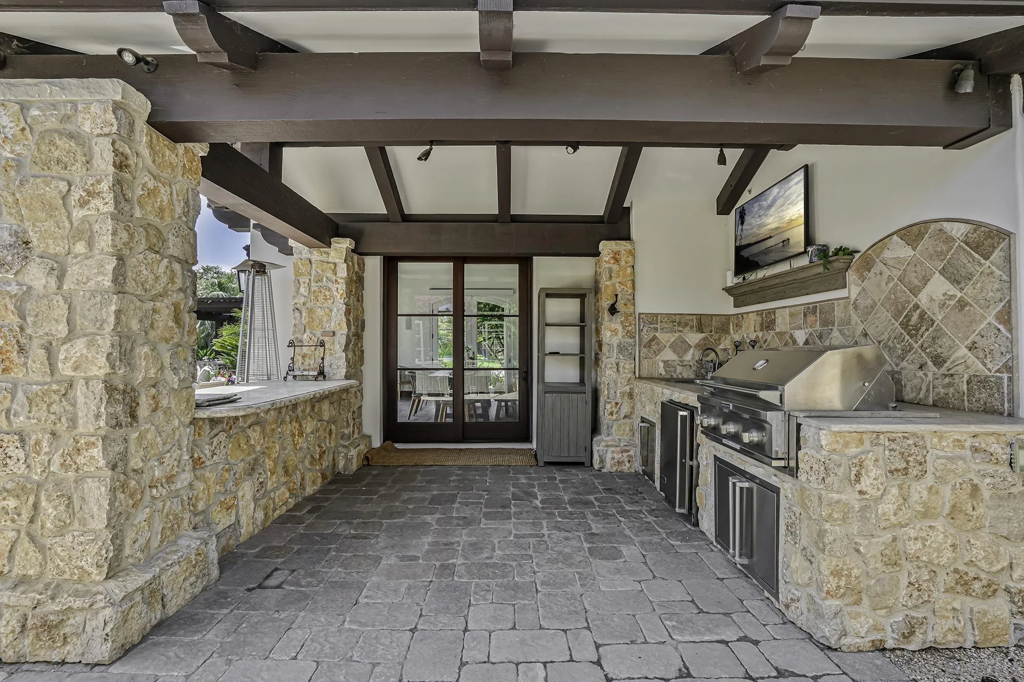 15823 The River Trail