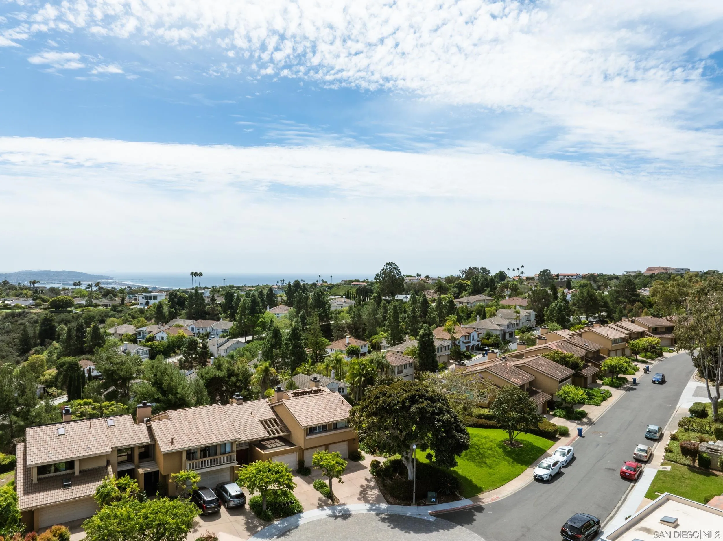 2575 Caminito Muirfield