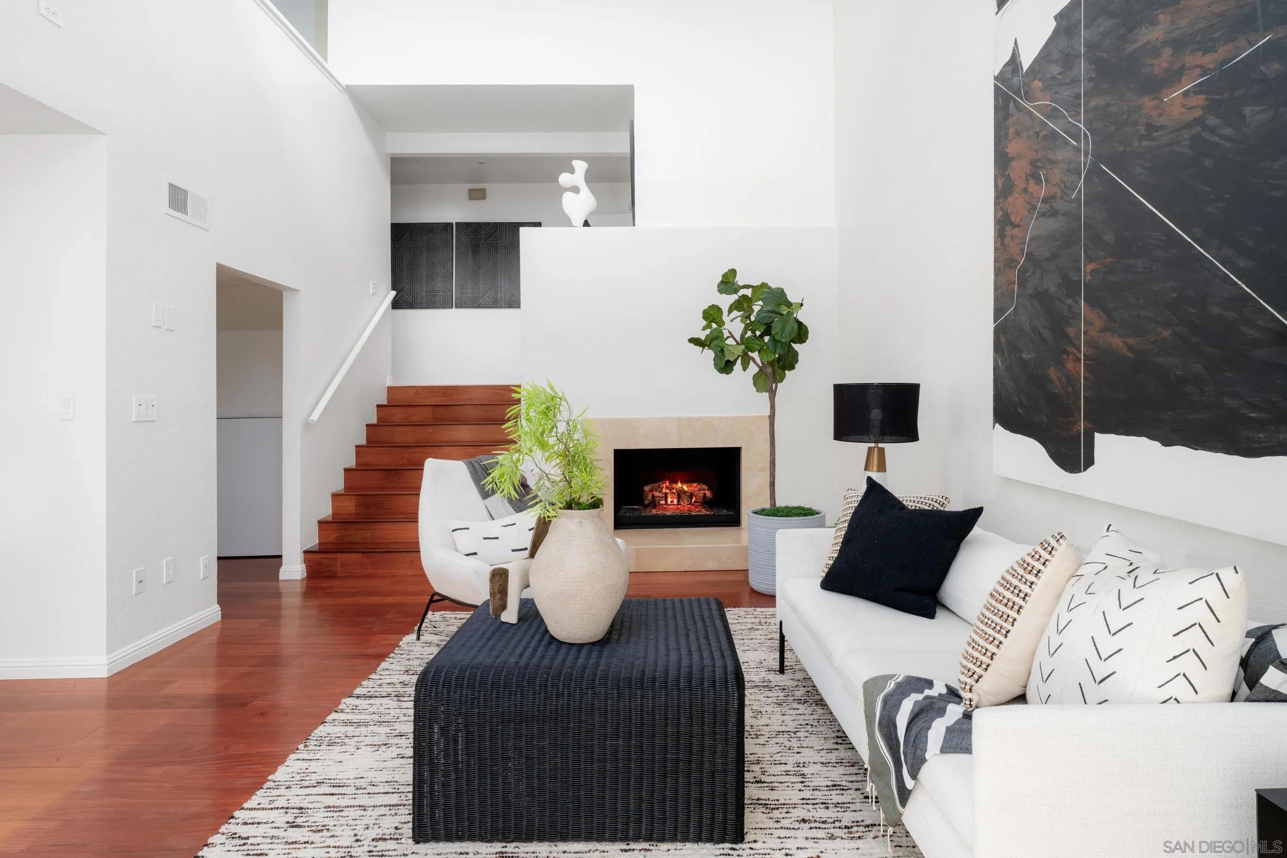 2575 Caminito Muirfield