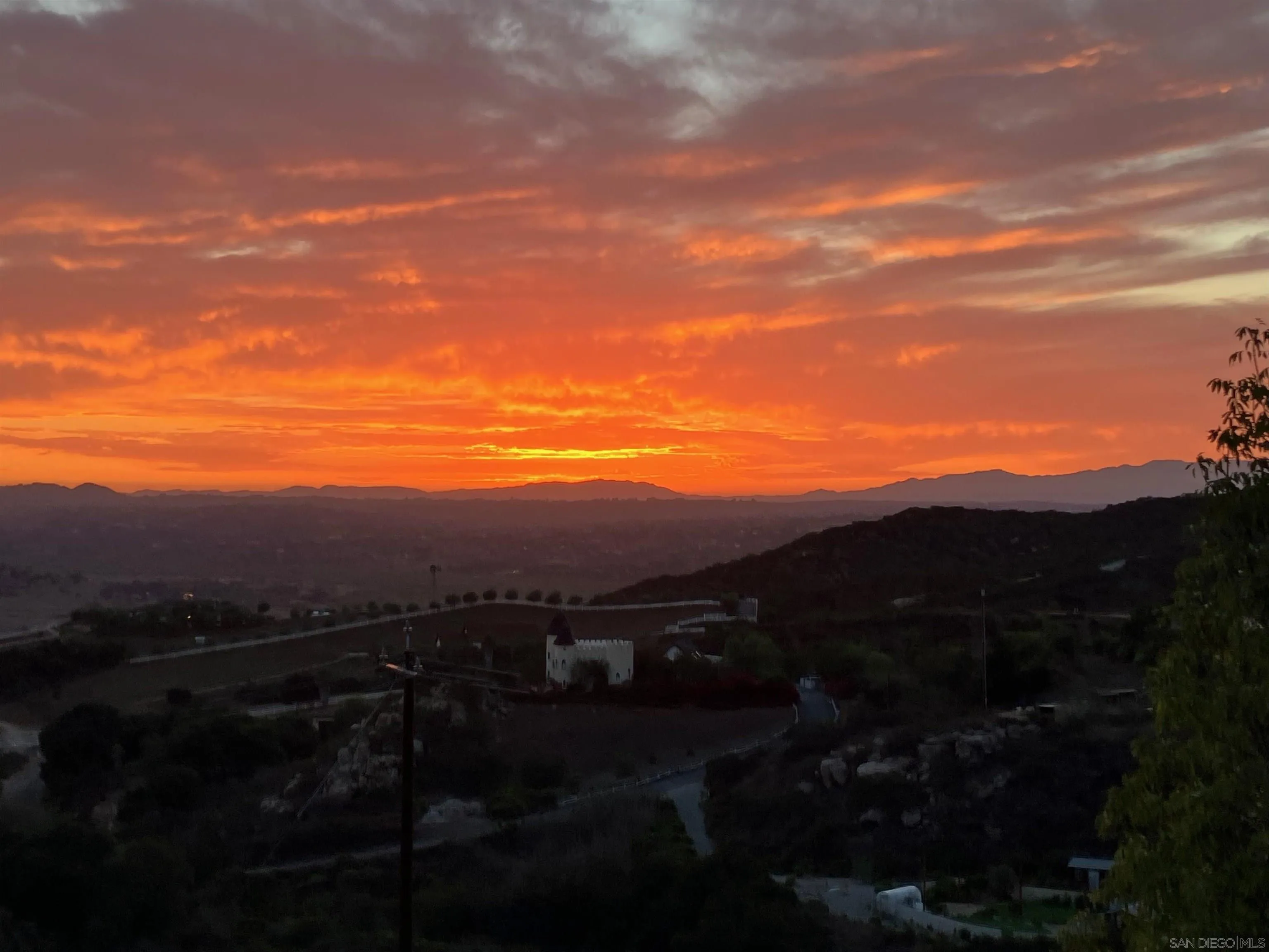 32721 Mountain View Rd