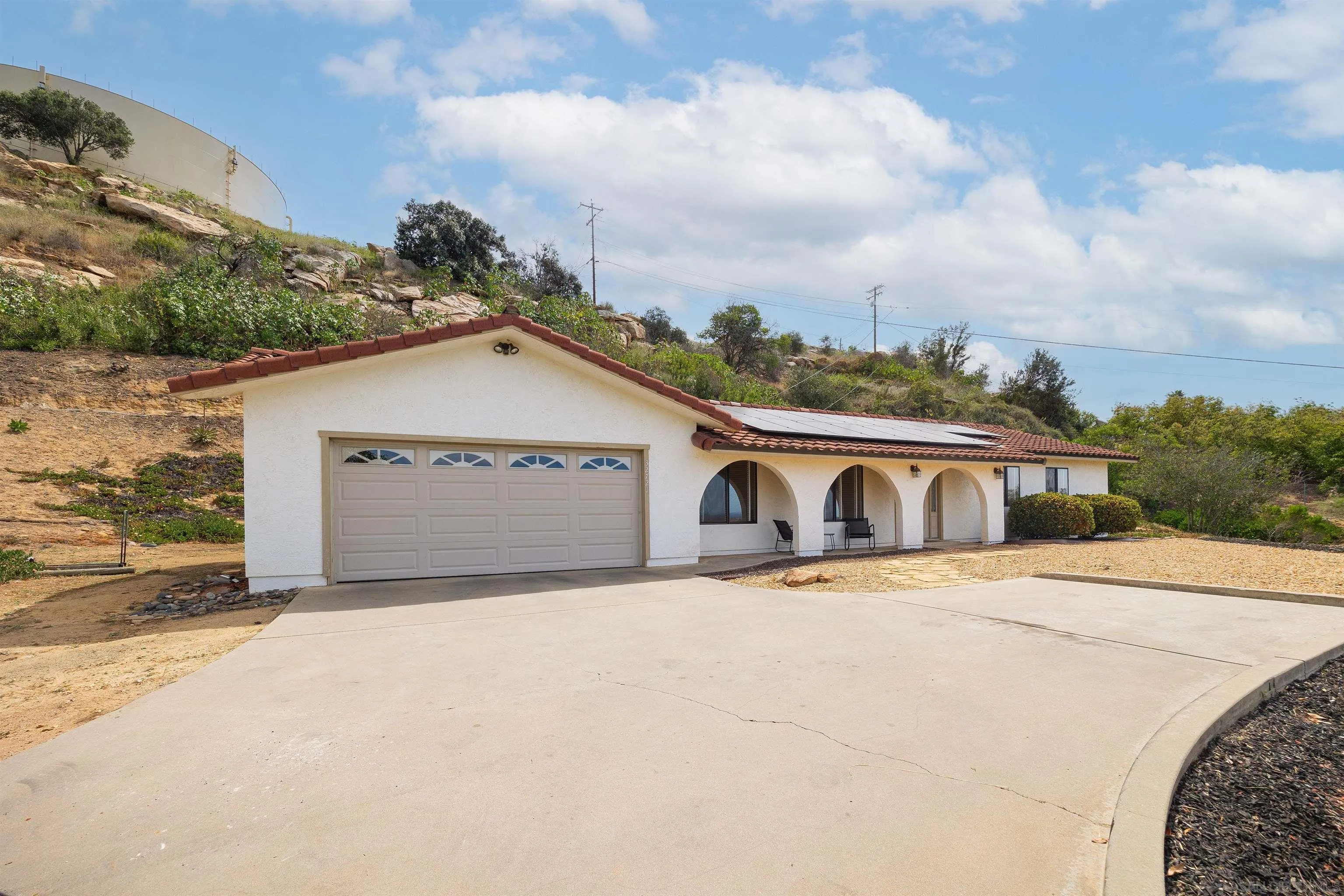32721 Mountain View Rd