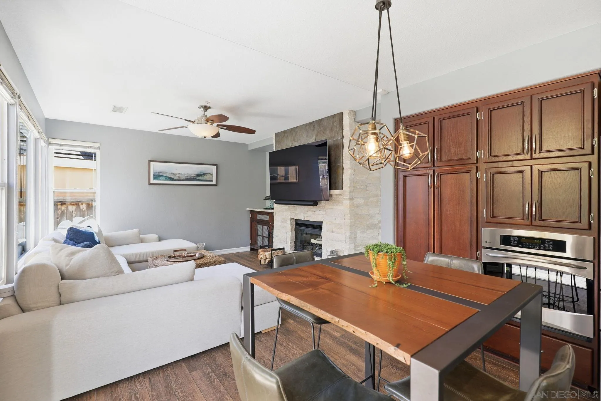 2471 Bear Rock Glen