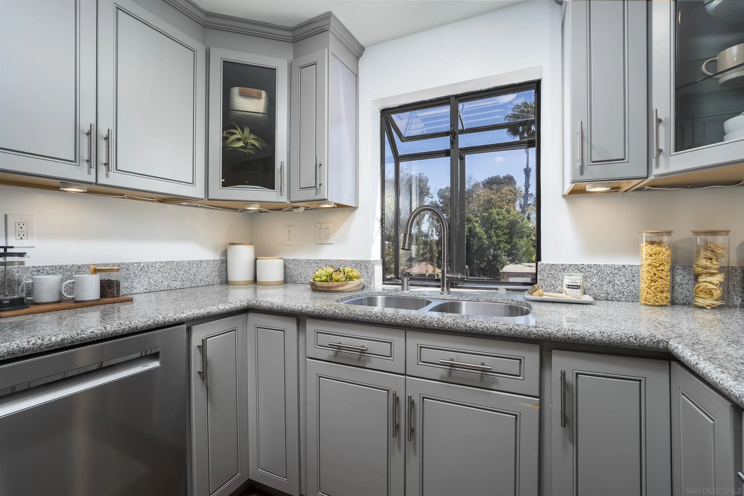 3009 Union St Unit 5