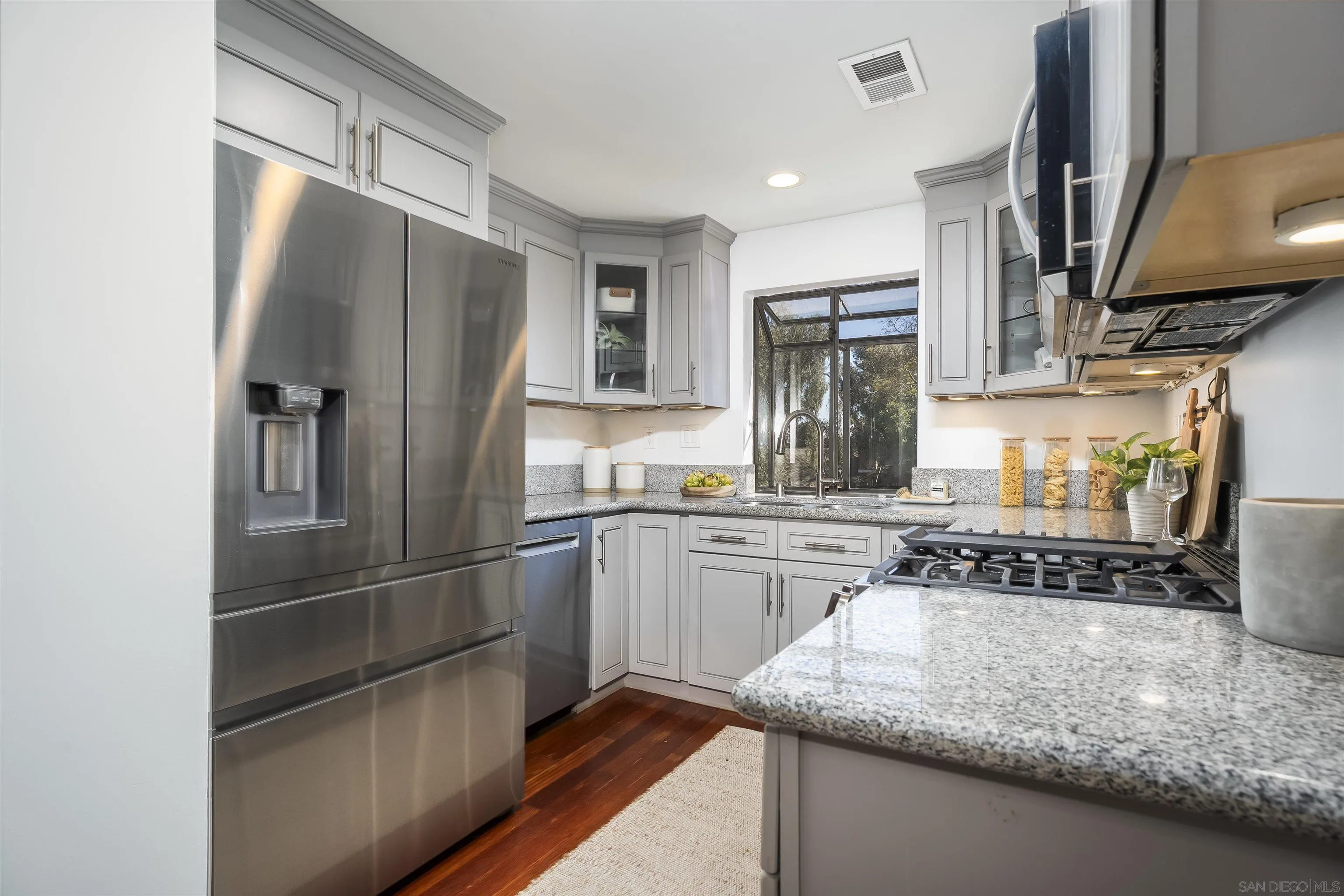 3009 Union St Unit 5