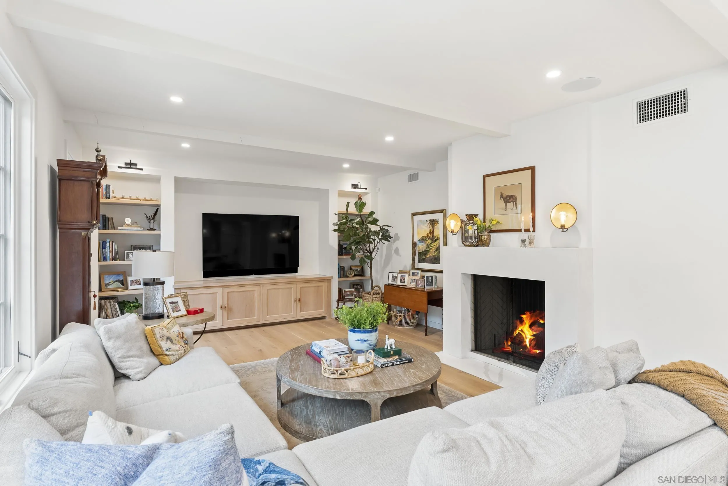 6588 Bluebonnet Dr