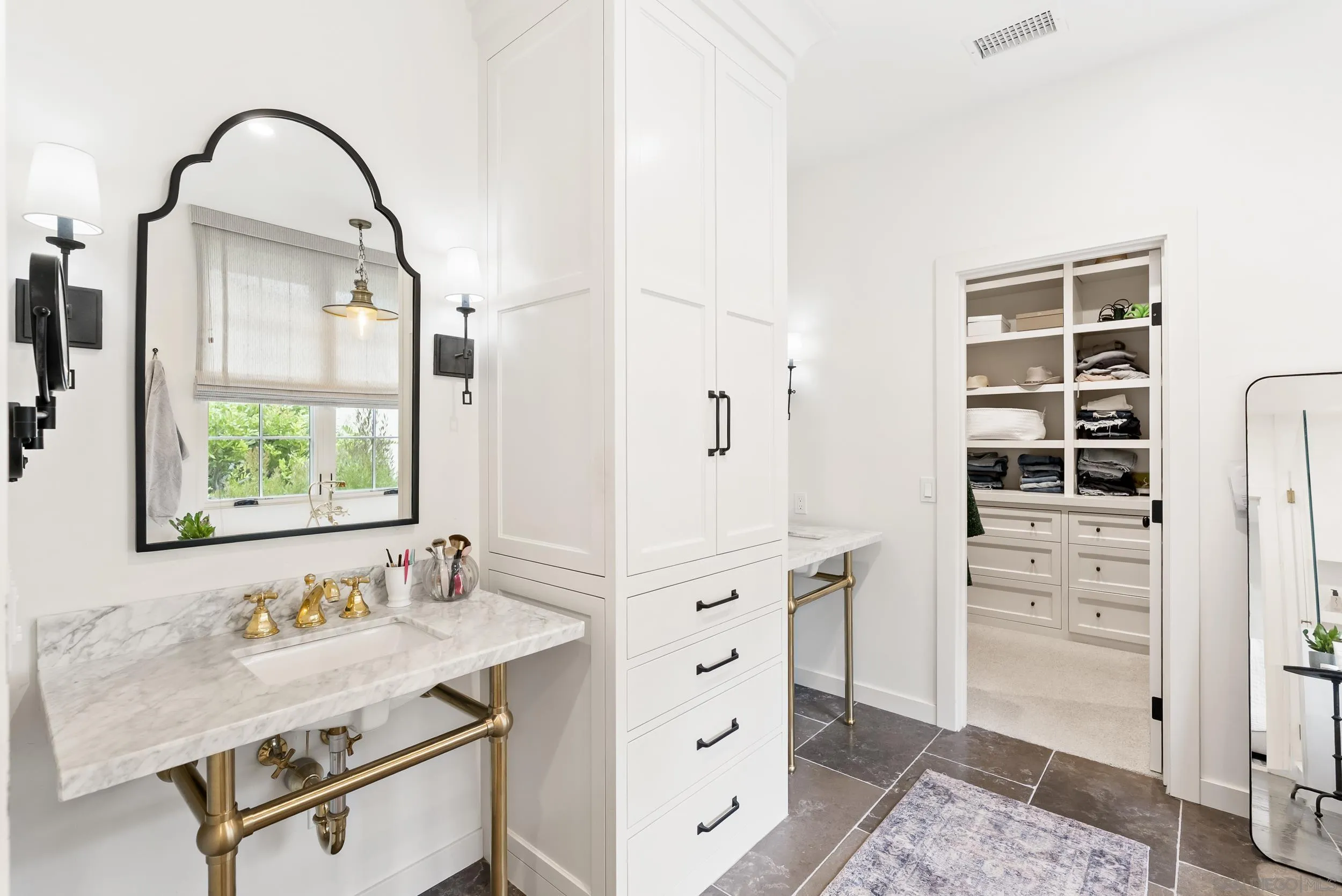 6588 Bluebonnet Dr