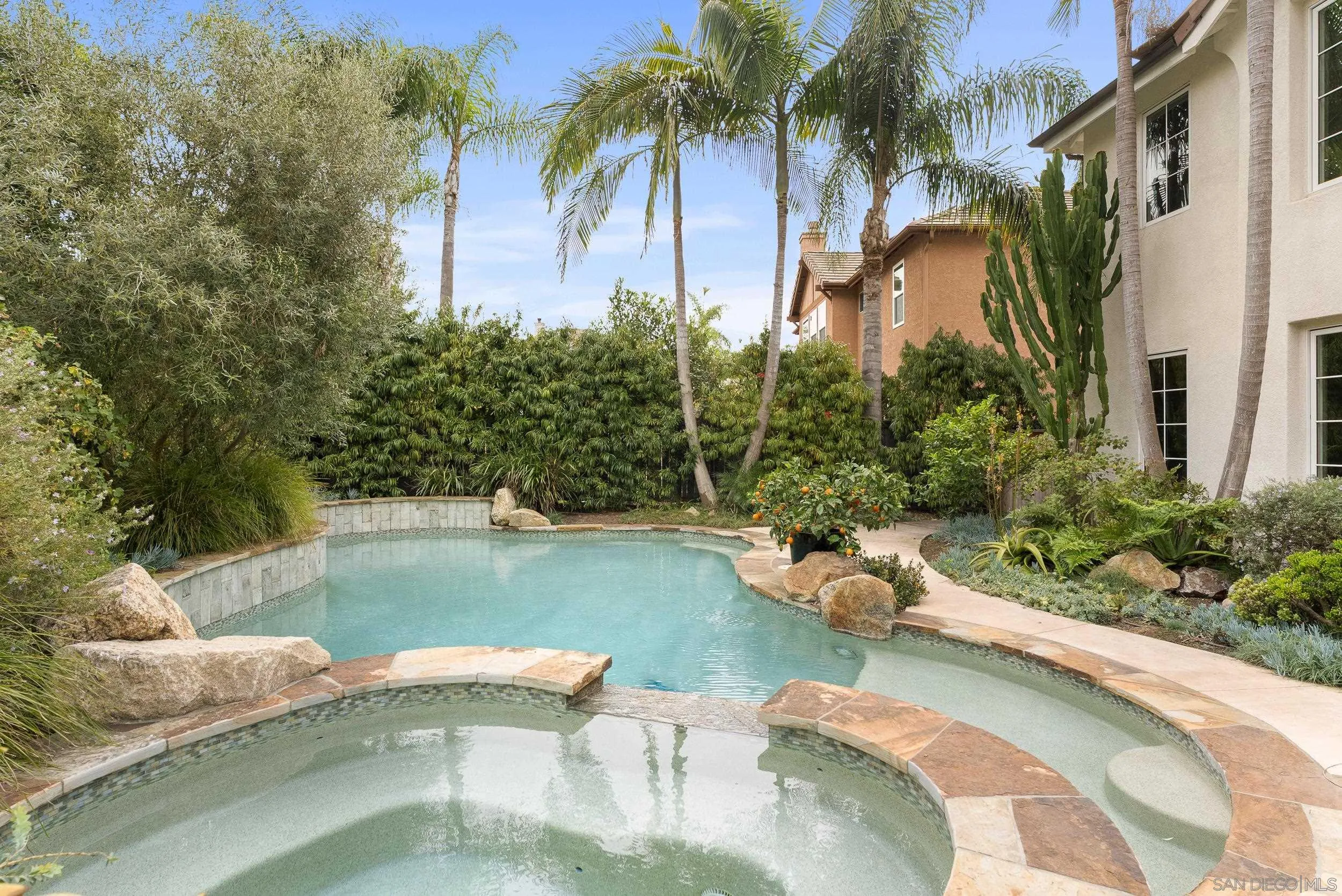 6588 Bluebonnet Dr