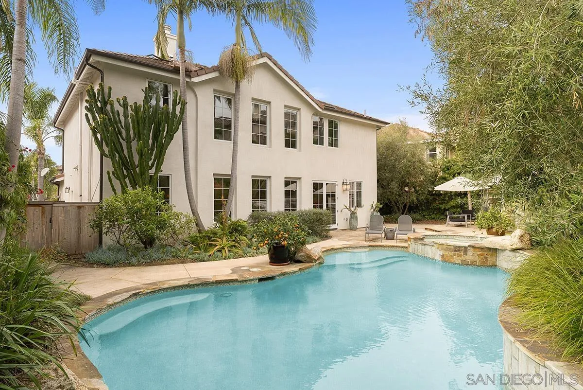 6588 Bluebonnet Dr