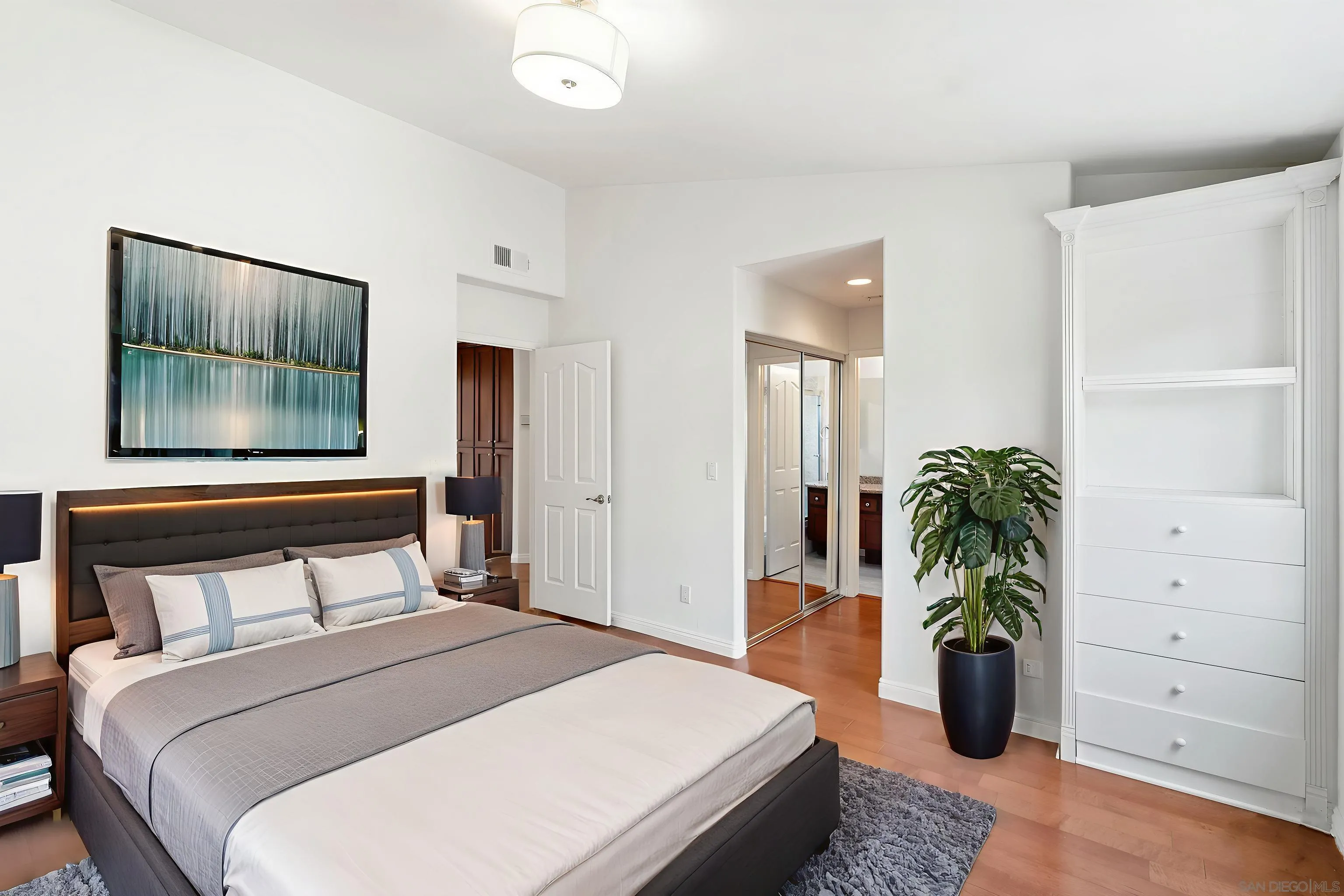 5123 Renaissance Ave Unit C
