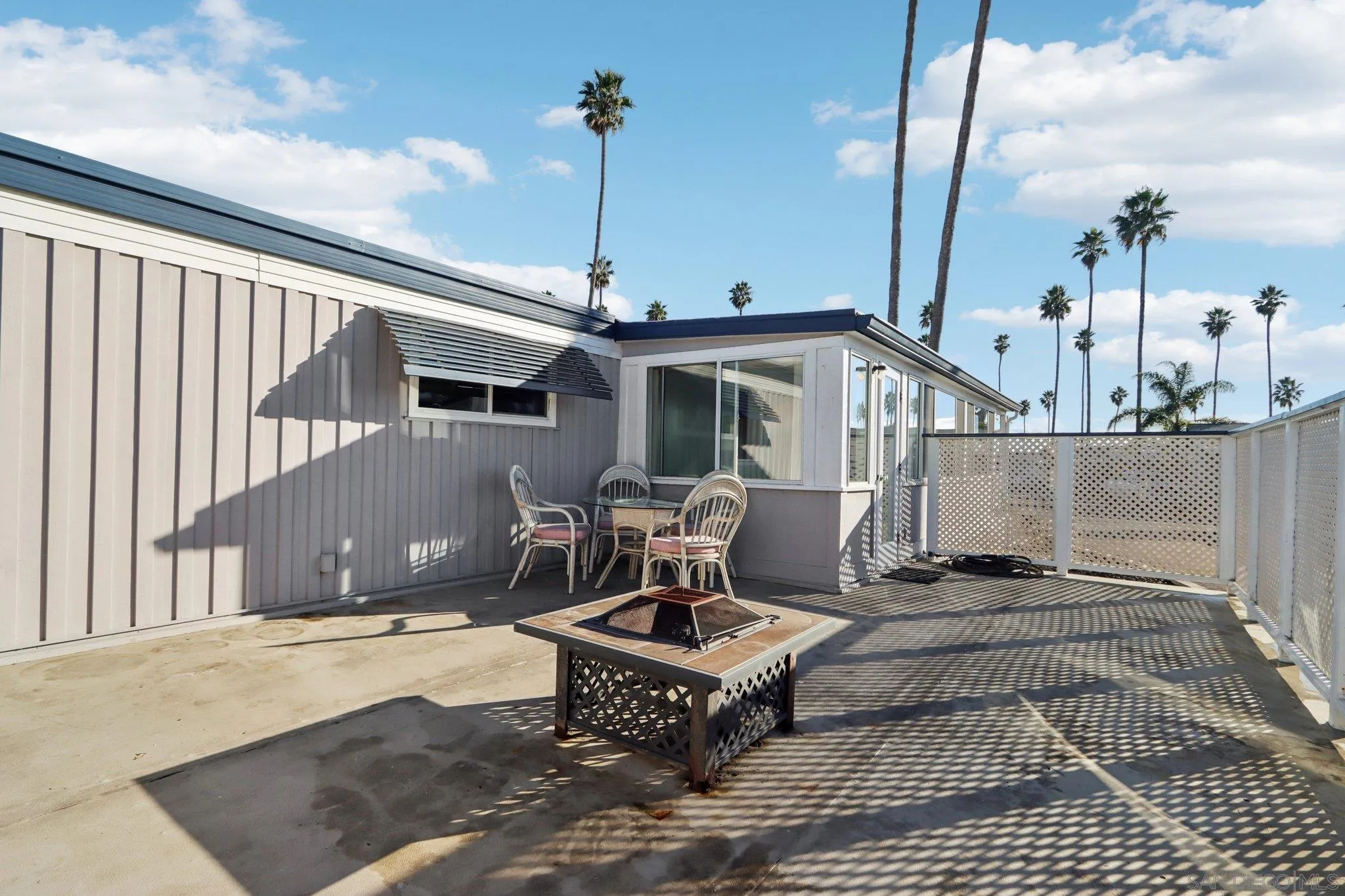 1215 Anchors Way Drive Unit 135