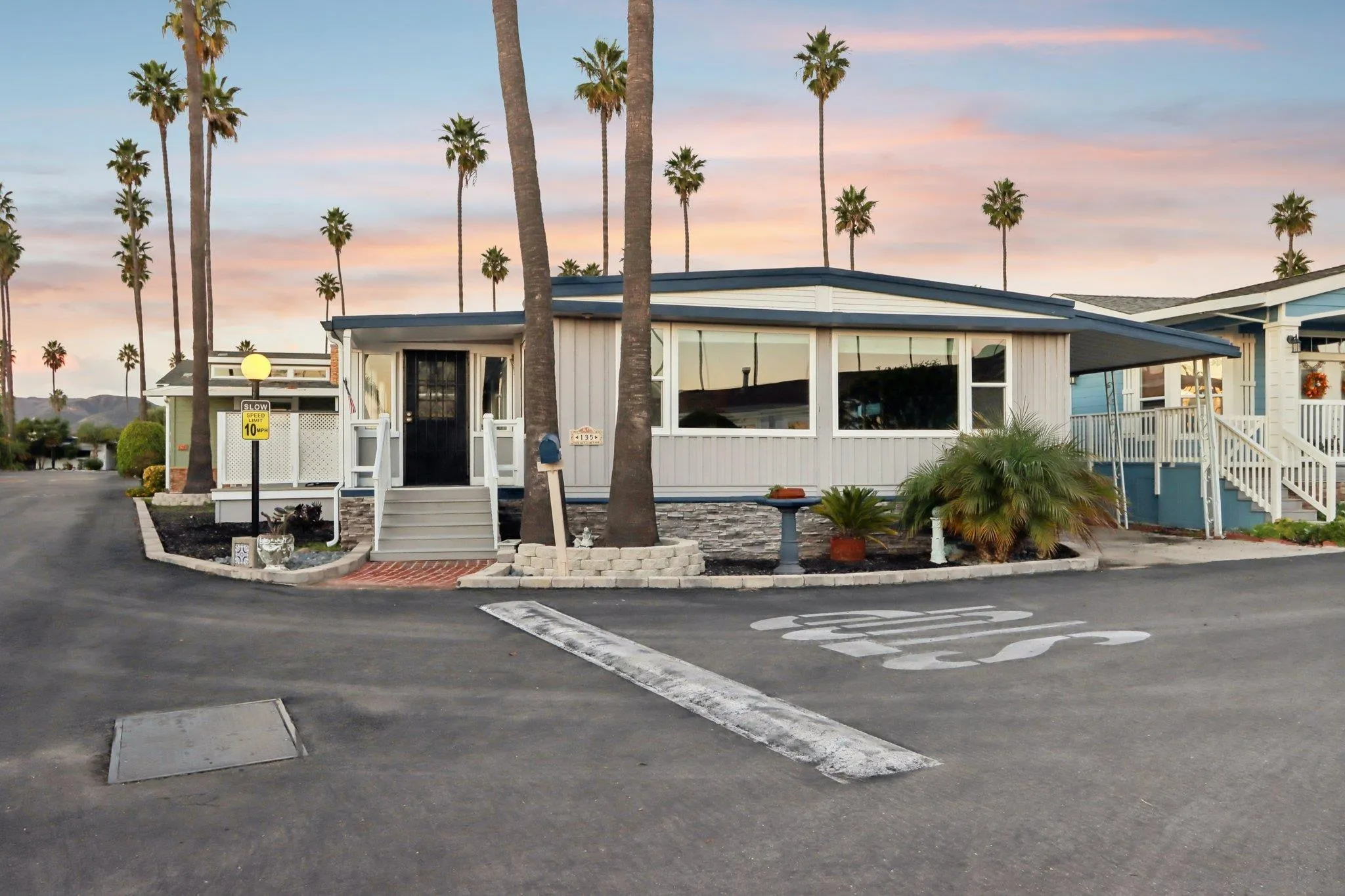 1215 Anchors Way Drive Unit 135