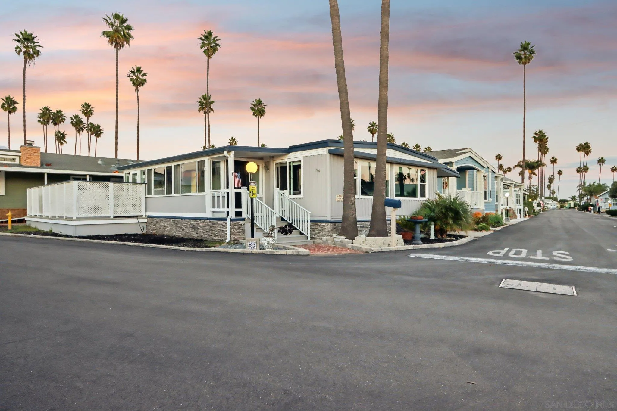 1215 Anchors Way Drive Unit 135