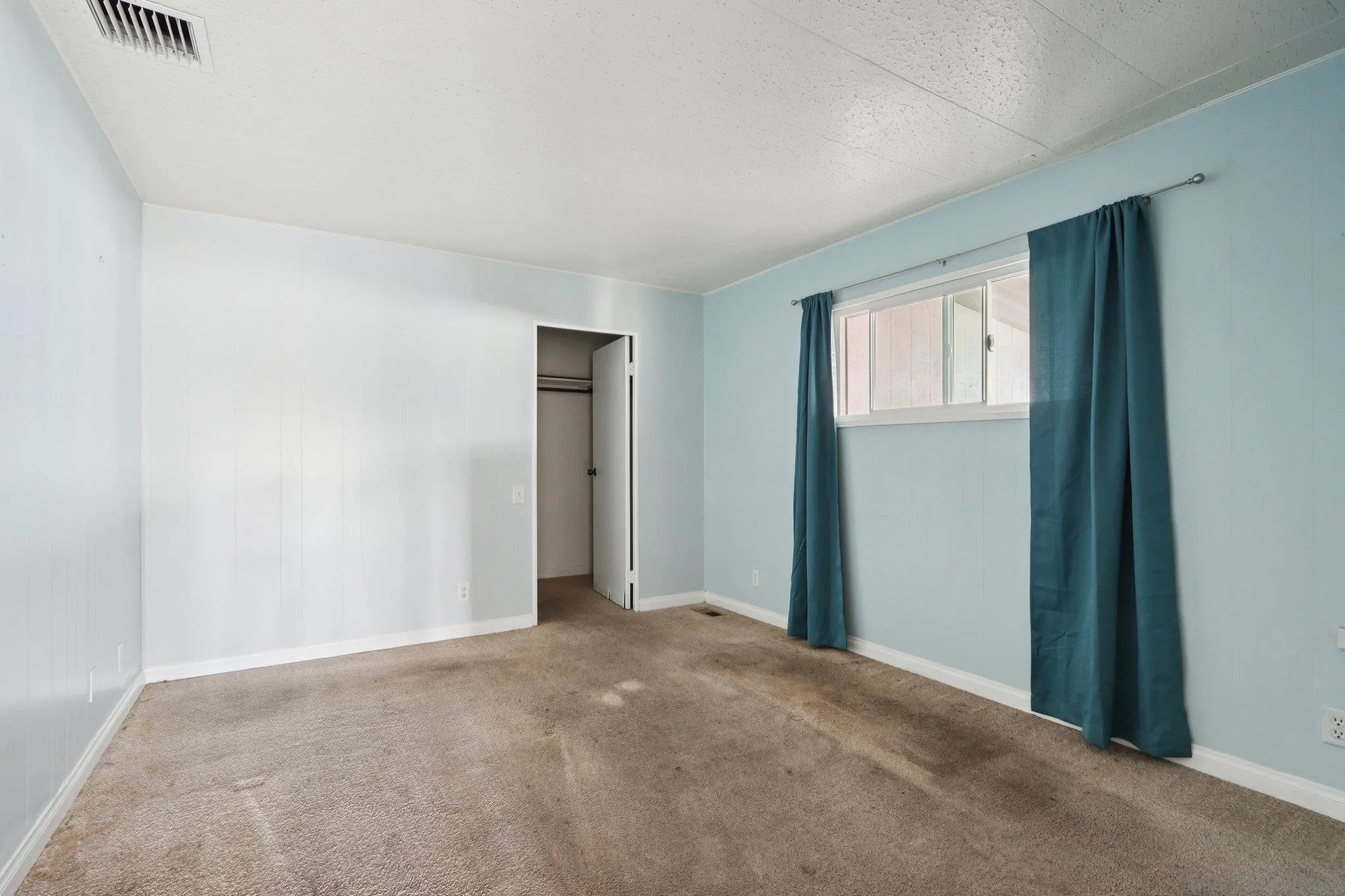 1215 Anchors Way Drive Unit 135