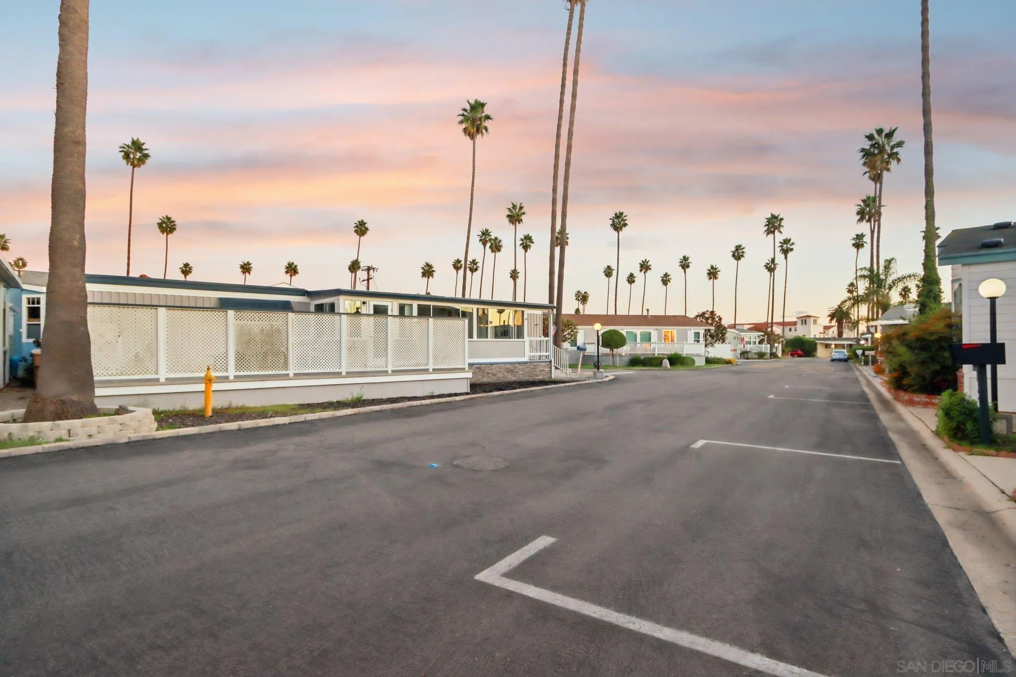 1215 Anchors Way Drive Unit 135
