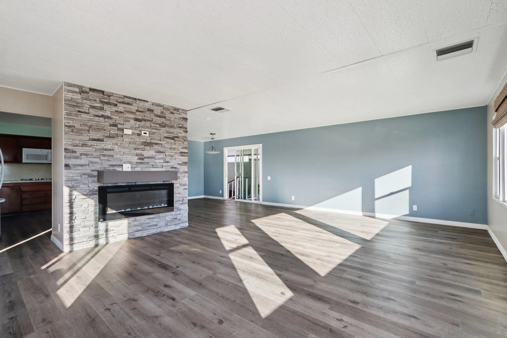1215 Anchors Way Drive Unit 135