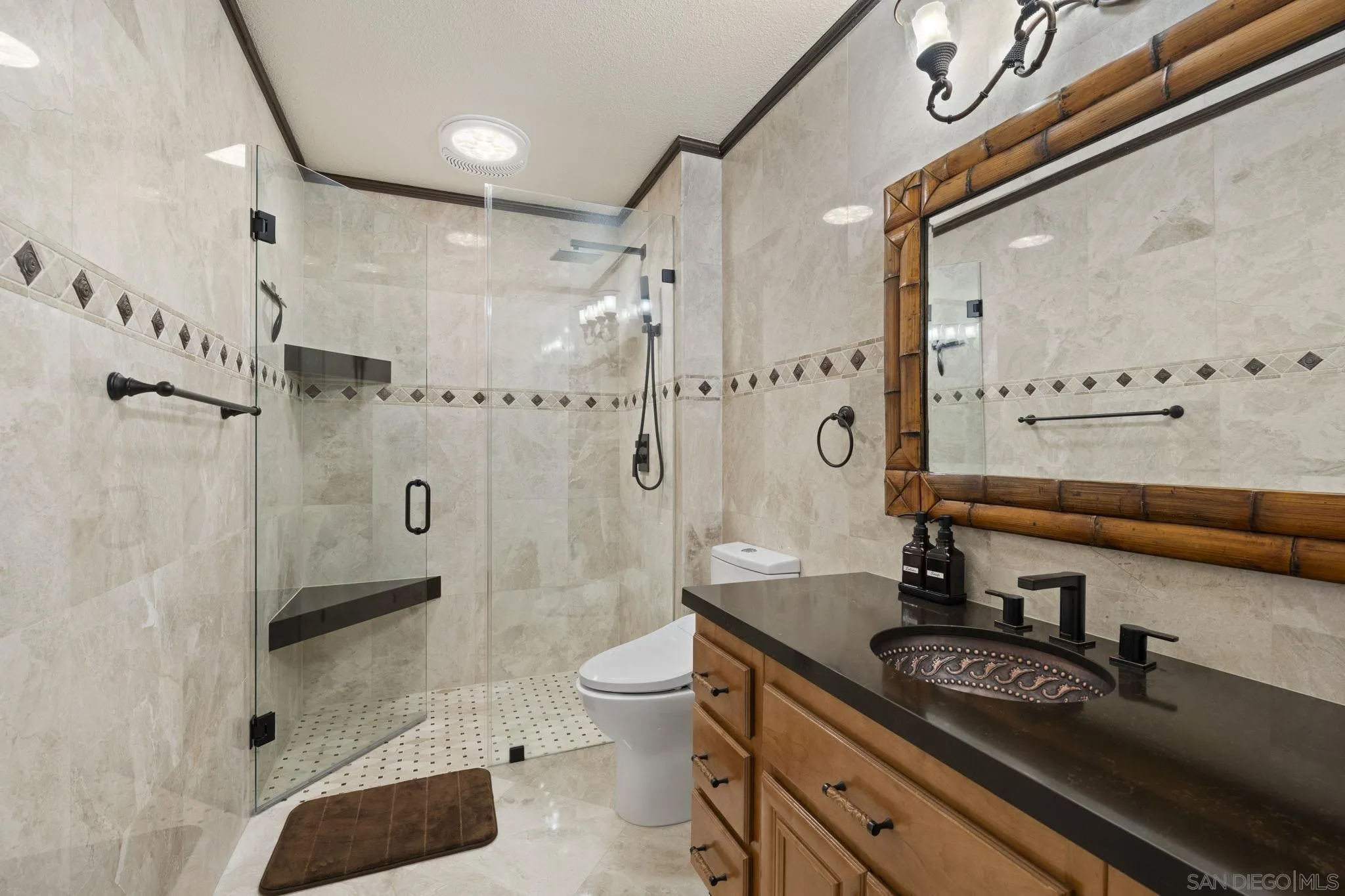 2161 Rocky Point