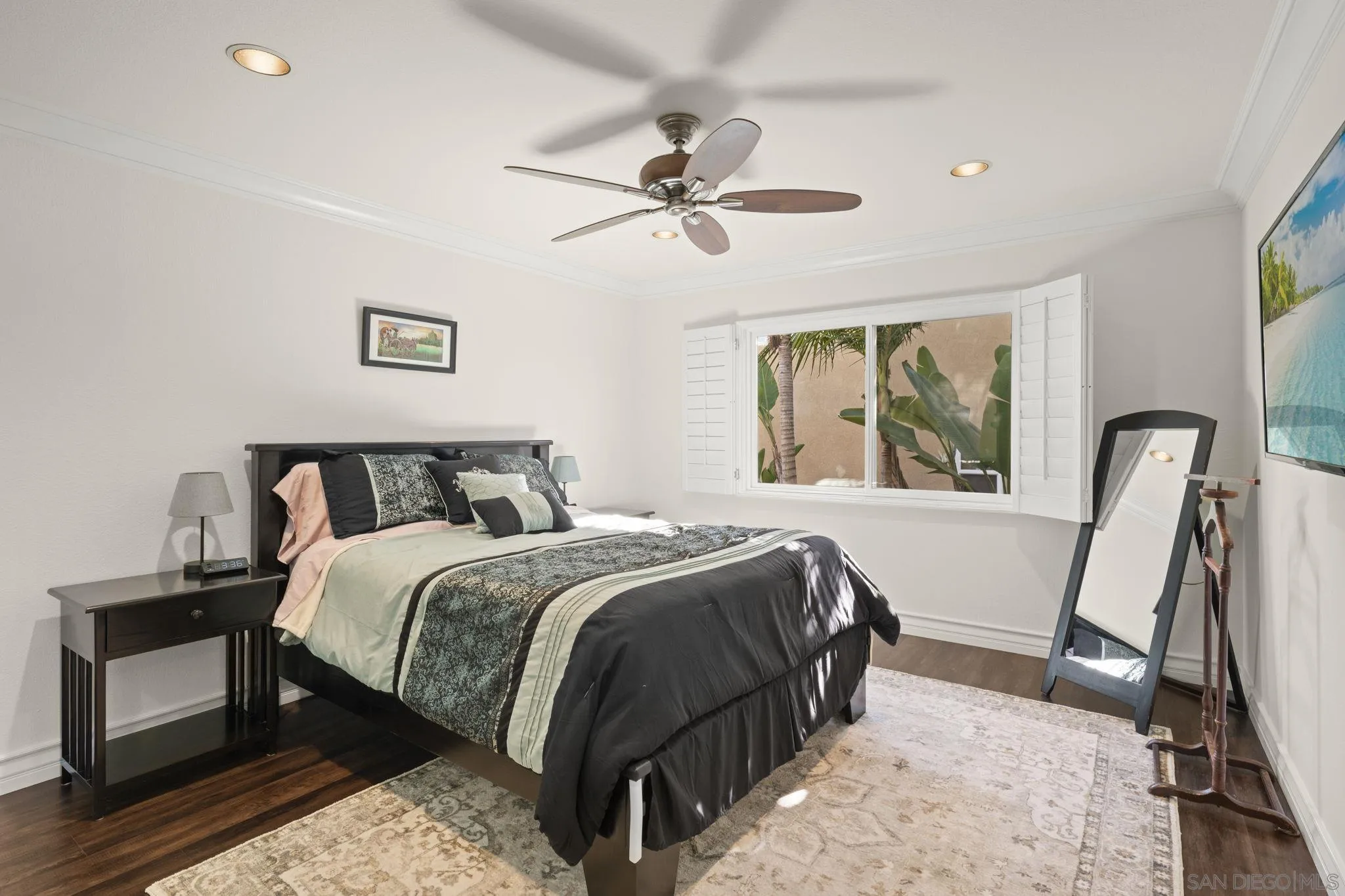 2161 Rocky Point