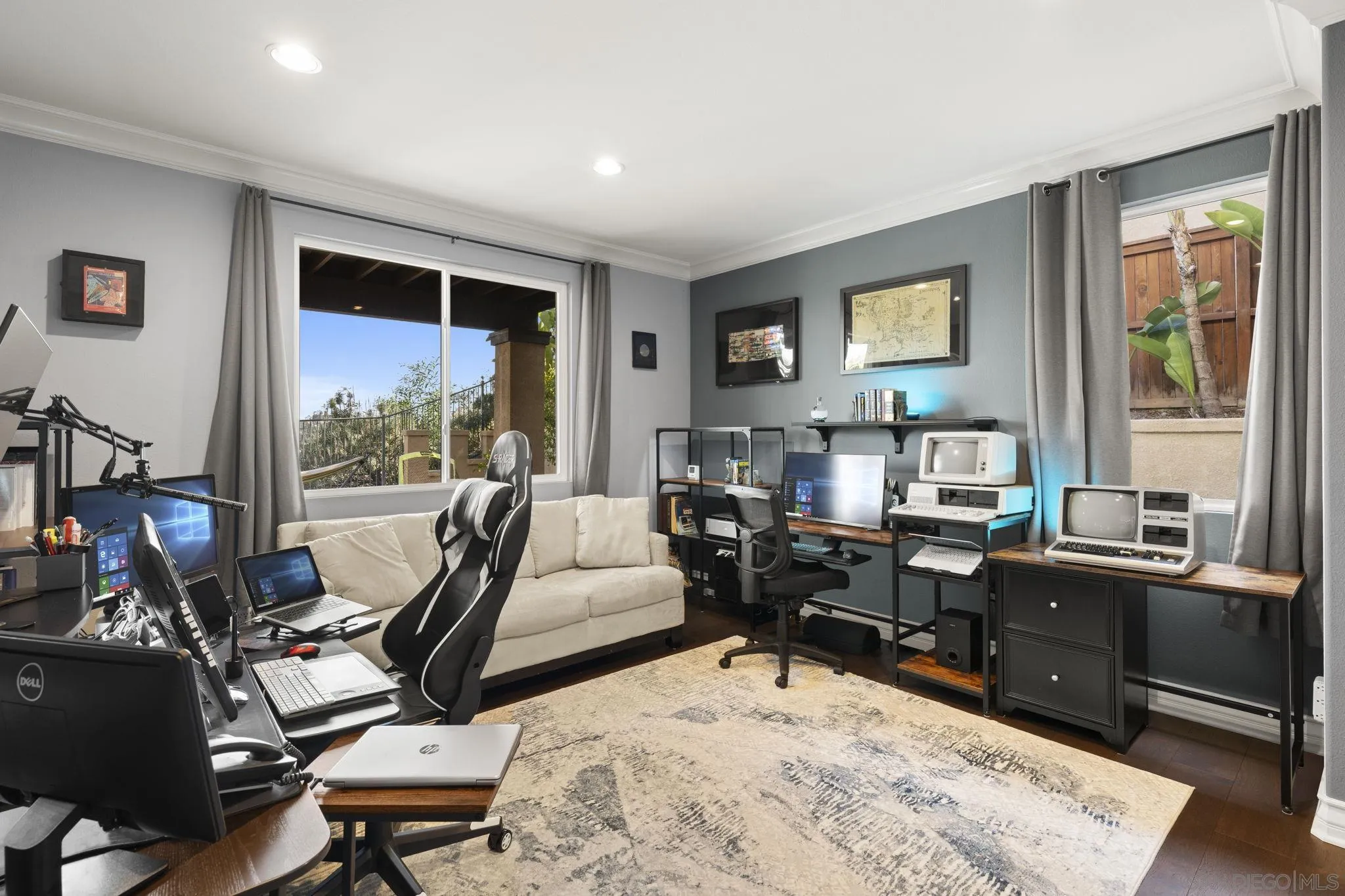 2161 Rocky Point