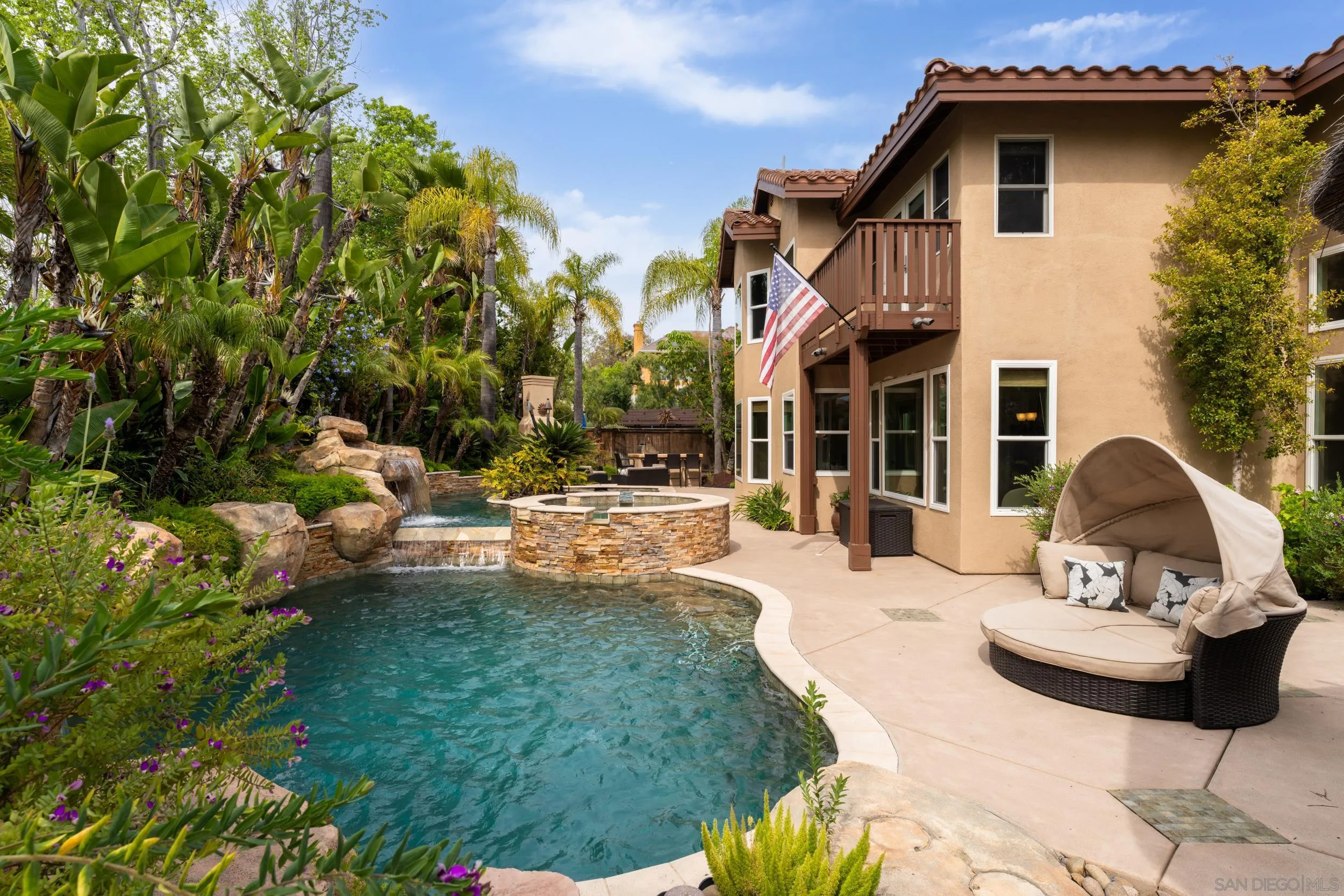 4909 Sandshore Ct