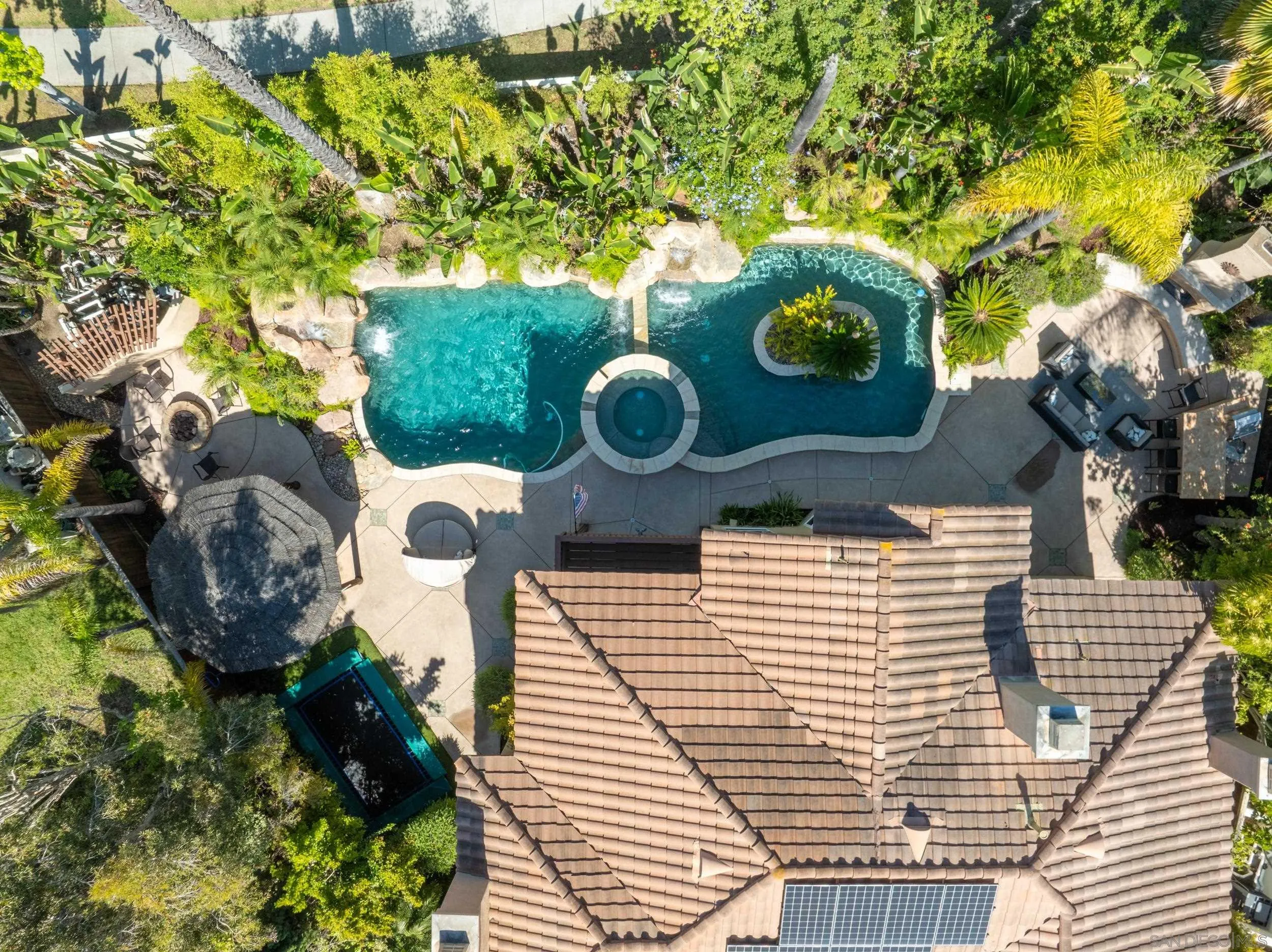 4909 Sandshore Ct