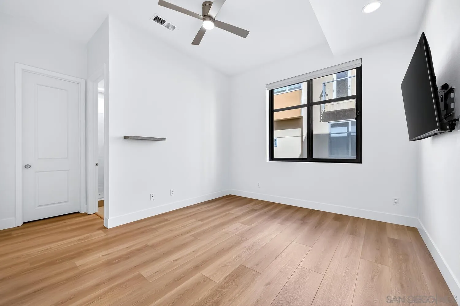 465 S Cleveland St Unit 103