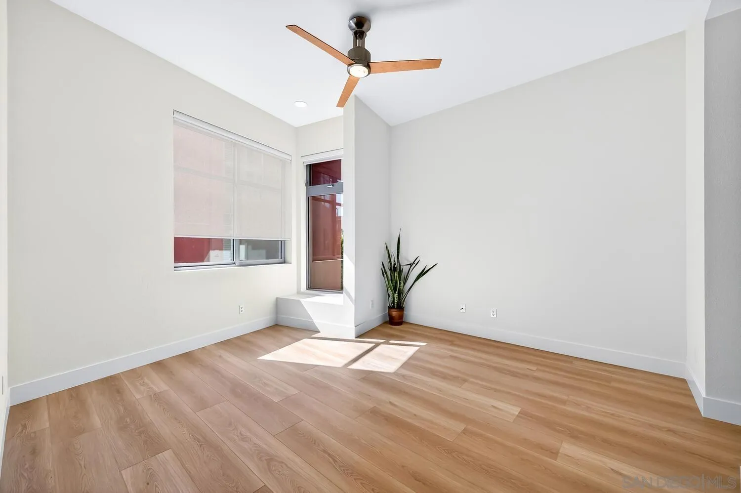 465 S Cleveland St Unit 103