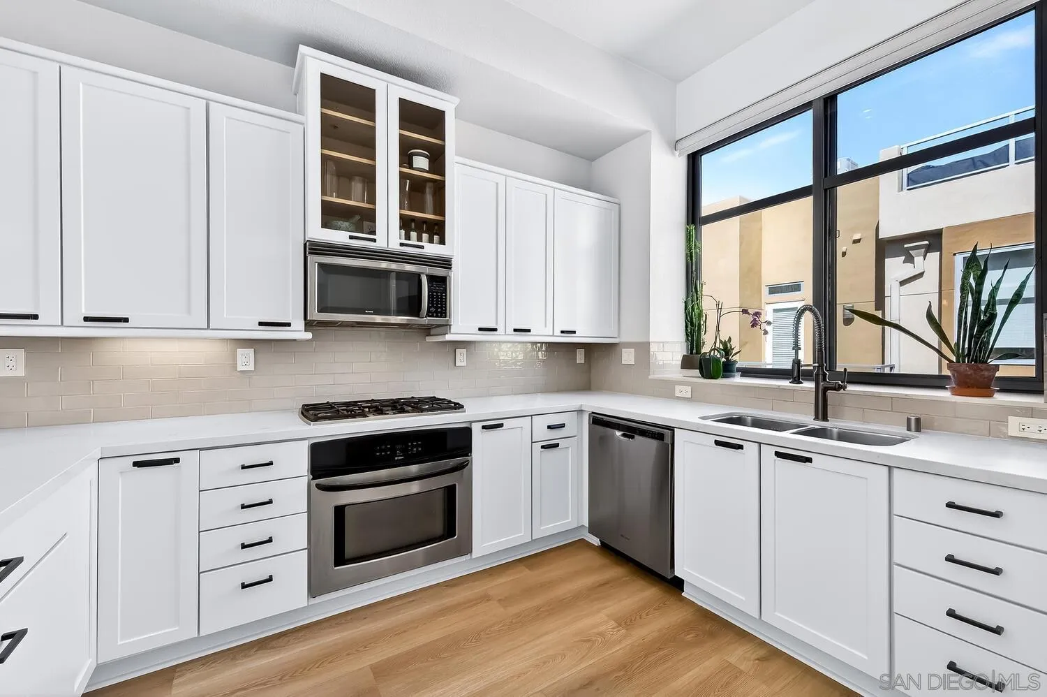 465 S Cleveland St Unit 103