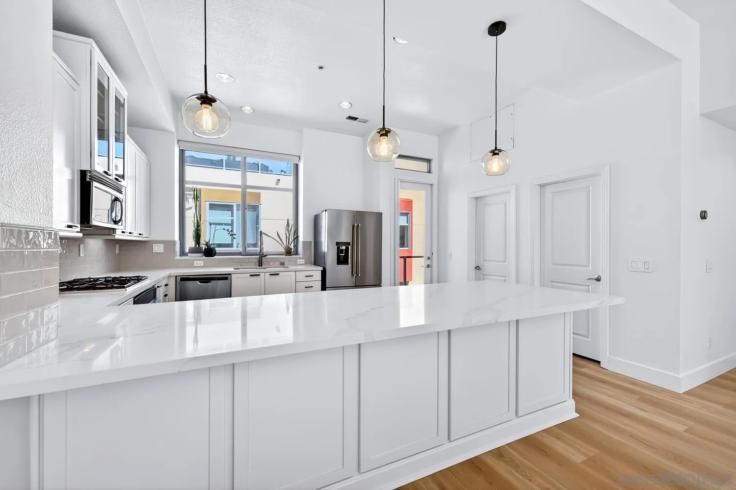 465 S Cleveland St Unit 103