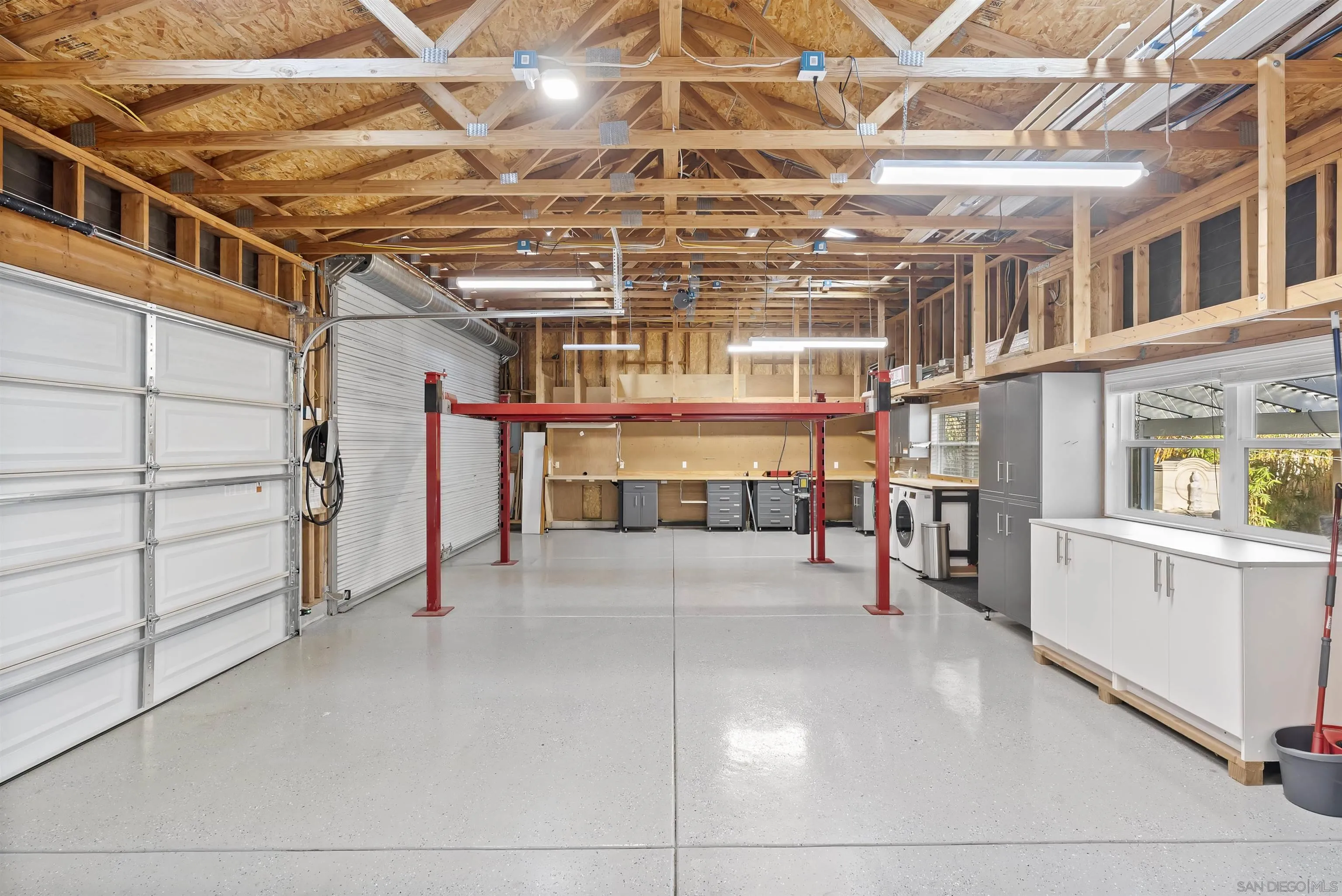 1244 Wilbur Ave